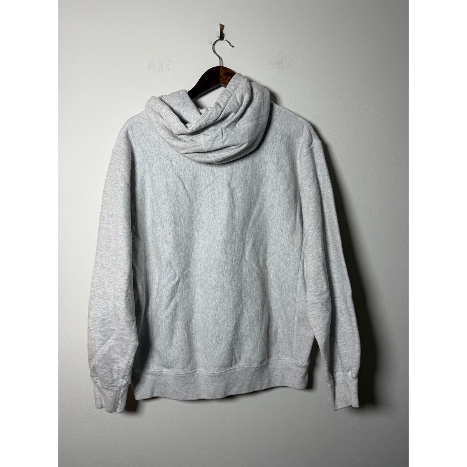Supreme Supreme Hearts Arc Hooded Sweatshirt 'Ash Grey' Size US M / EU 48-50 / 2 - 3 Thumbnail