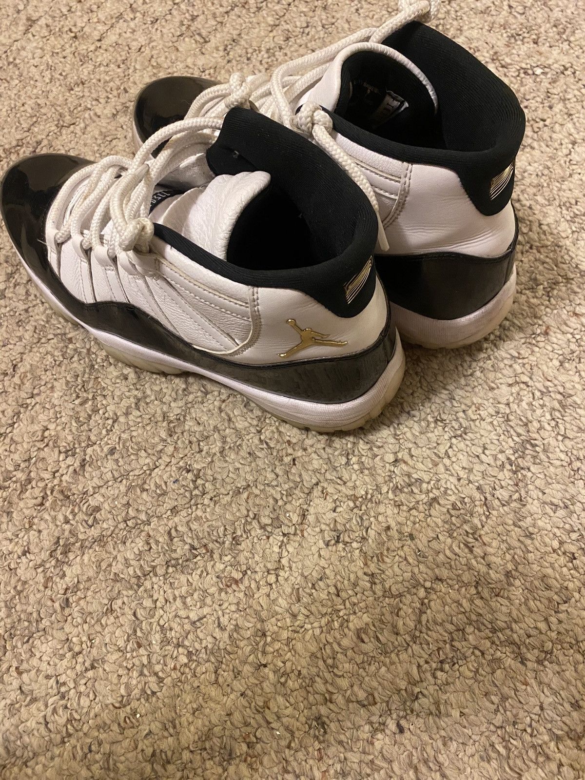 Jordan Brand Jordan 11 Retro ‘Gratitude/Defining Momments Size US 11.5 / EU 44-45 - 6 Thumbnail