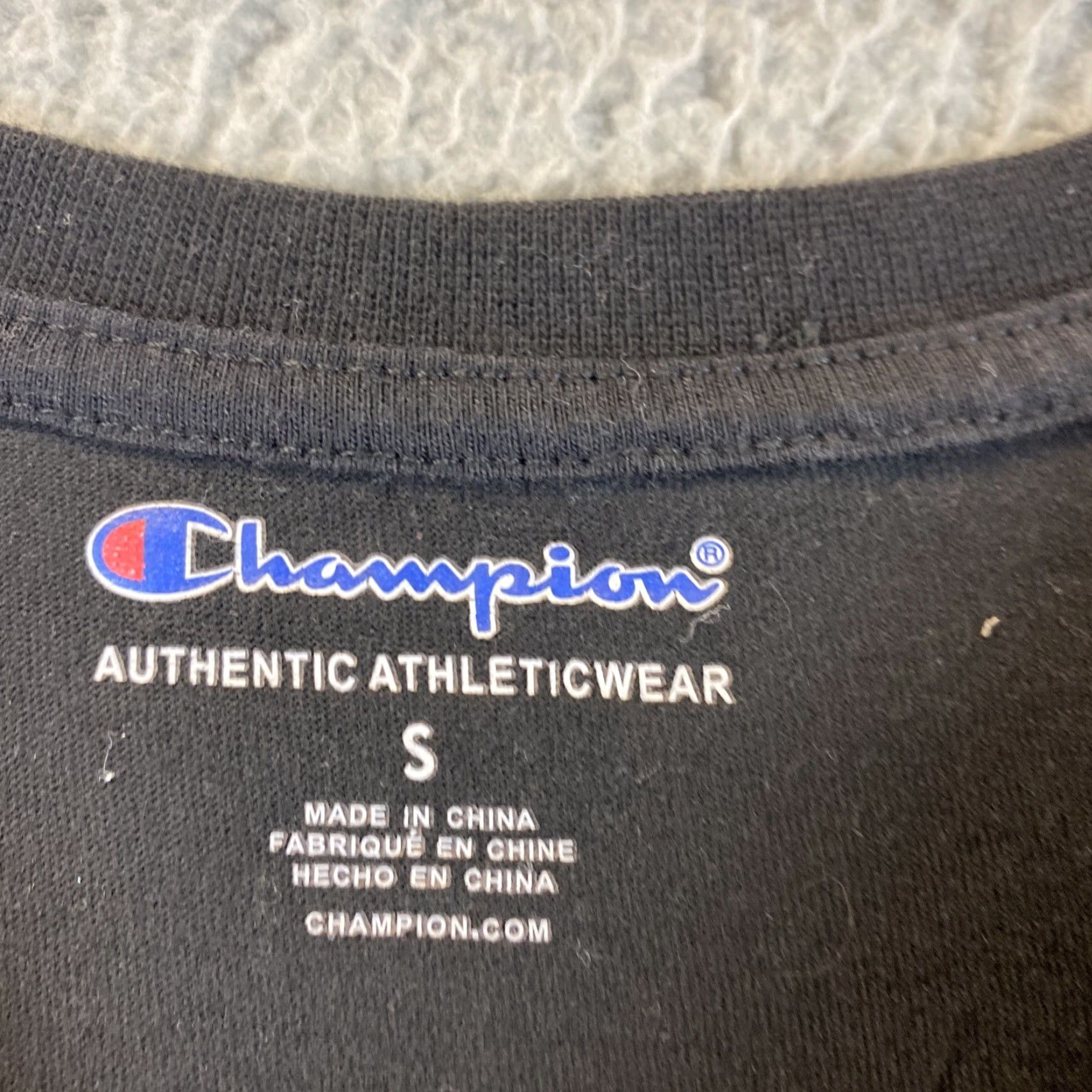 Champion Genuine CHAMPION Girls JR’s Long Sleeve TEE-SHIRT S Black 70-30 Pullover Lightweight Activewear Shirt Womens Girls Size S / US 4 / IT 40 - 3 Thumbnail