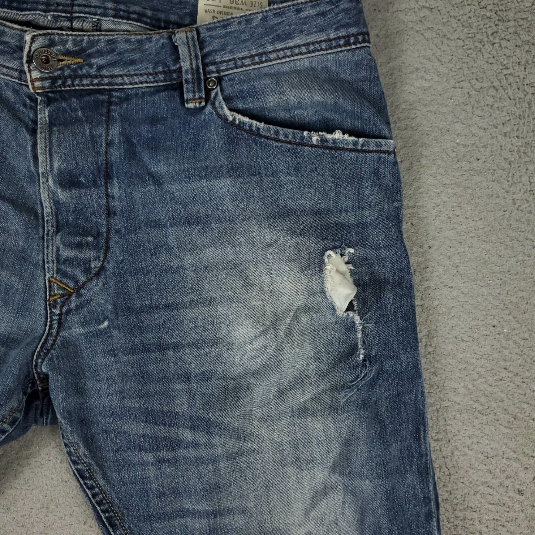 Diesel Diesel Jeans Mens 36x30 Blue Darron Slim Tapered Distressed Denim Pants Jeans Color Blue Modern Classic American Preppy Sports 90s Mens Size US 36 / EU 52 - 3 Thumbnail