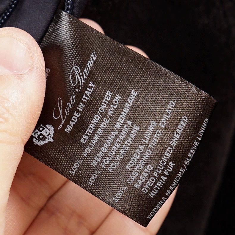 Loro Piana LORO PIANA A fur coat Size US XS / EU 42 / 0 - 7 Thumbnail