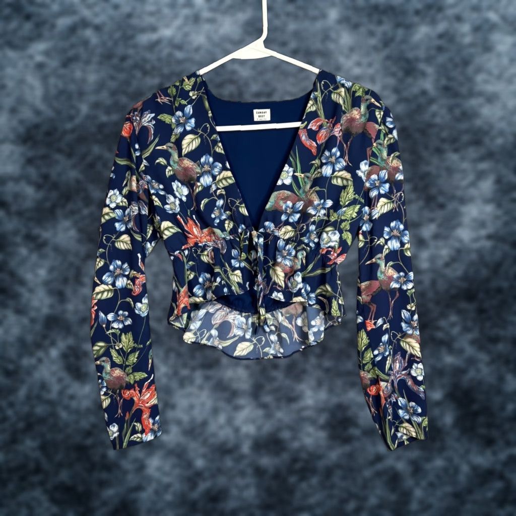 Vintage Sunday Best Floral Print V-Neck Long-Sleeve Peplum Blouse Small 100% Polyester Navy Womens Blouse Shirt Vintage Floral 90s Size S / US 4 / IT 40 - 1 Thumbnail
