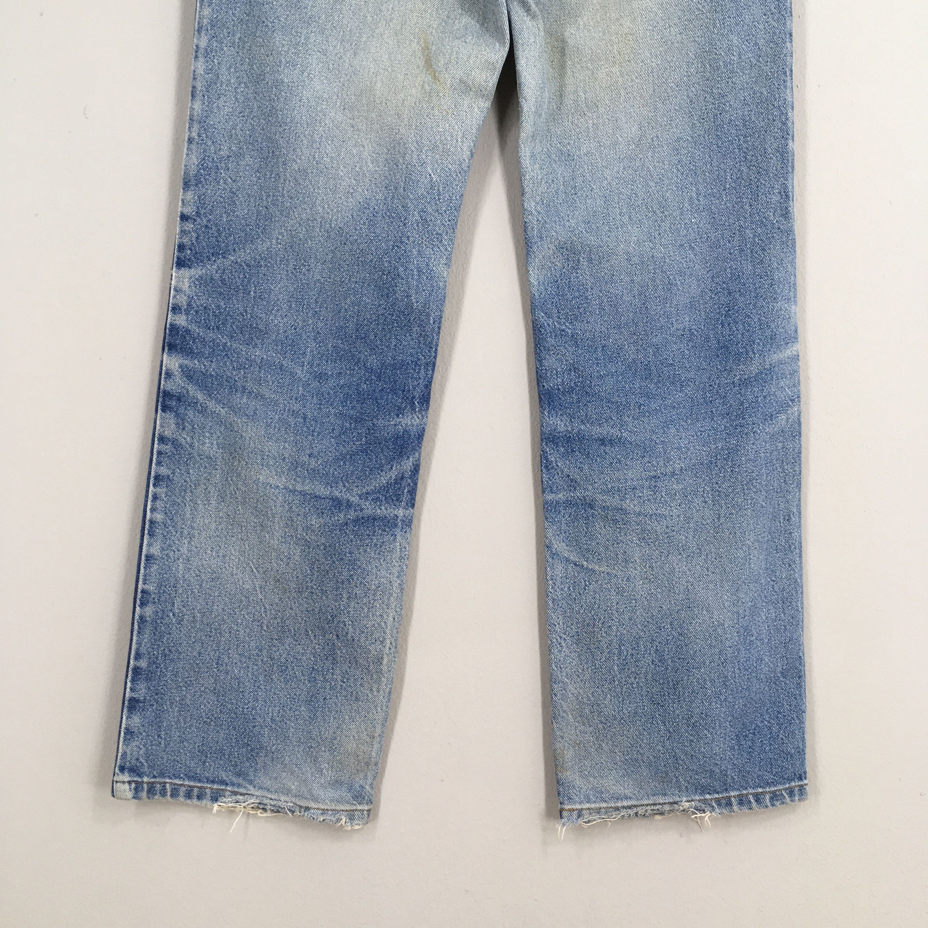 Levi's Size 31x28 Vintage 90s Levi's 505 Faded Blue Jeans S1031 Size US 31 - 10 Thumbnail