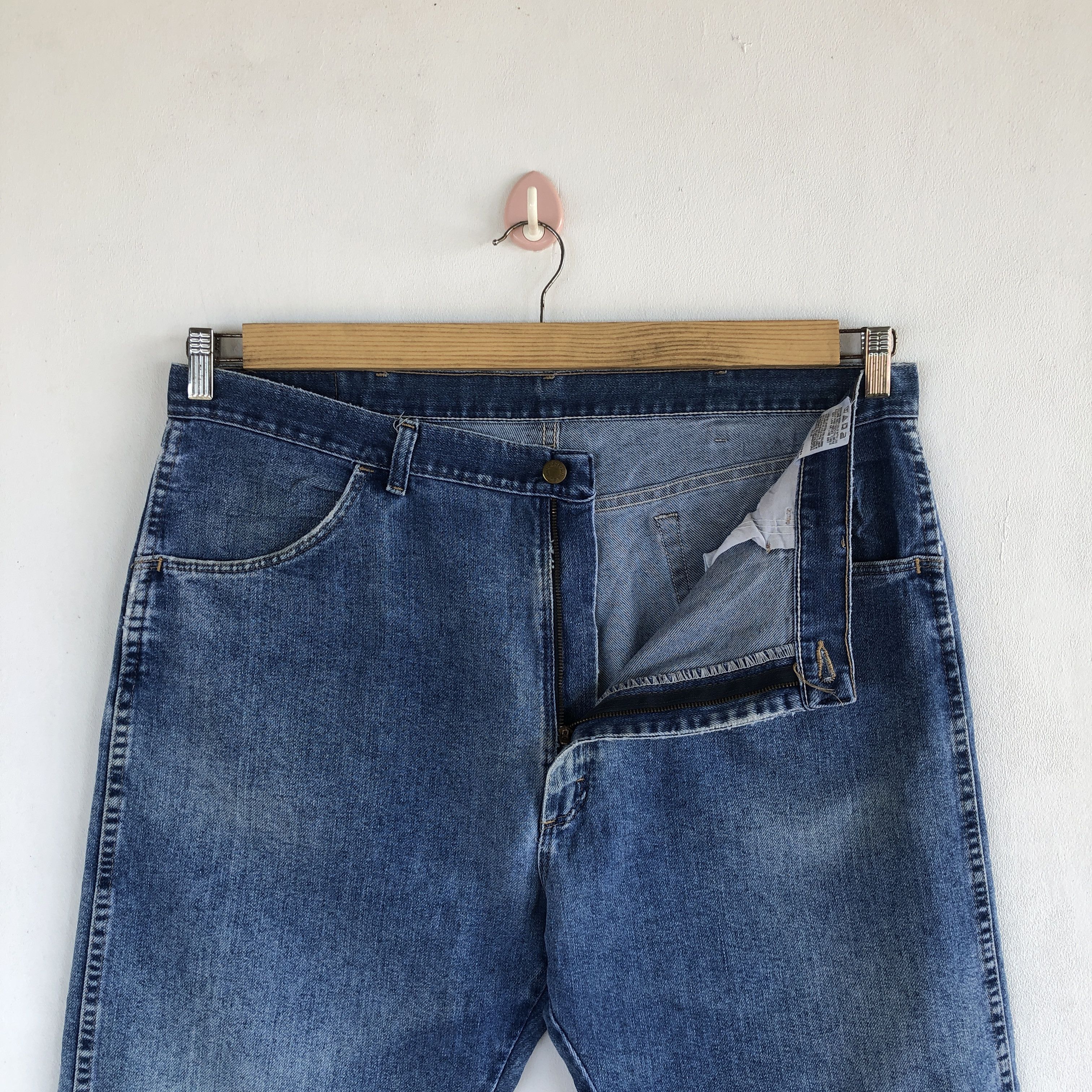 Wrangler Vintage 90's Wrangler Faded Jeans Wrangler Light Wash Denim Size US 36 / EU 52 - 6 Thumbnail