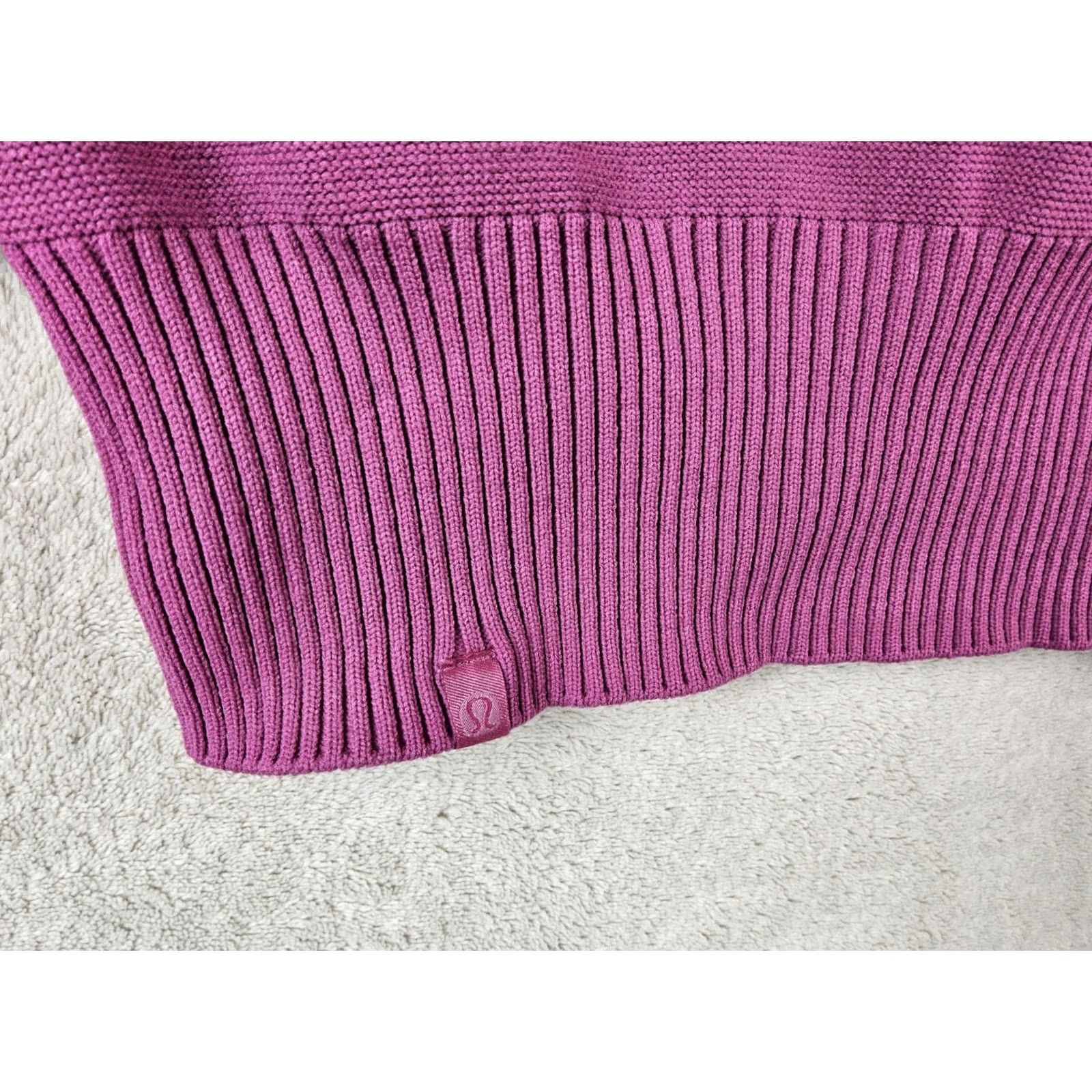 Lululemon Lululemon All Around Crewneck Recycled Nylon Sweater Pink Size L Women Knit Pullover Size L / US 10 / IT 46 - 4 Thumbnail