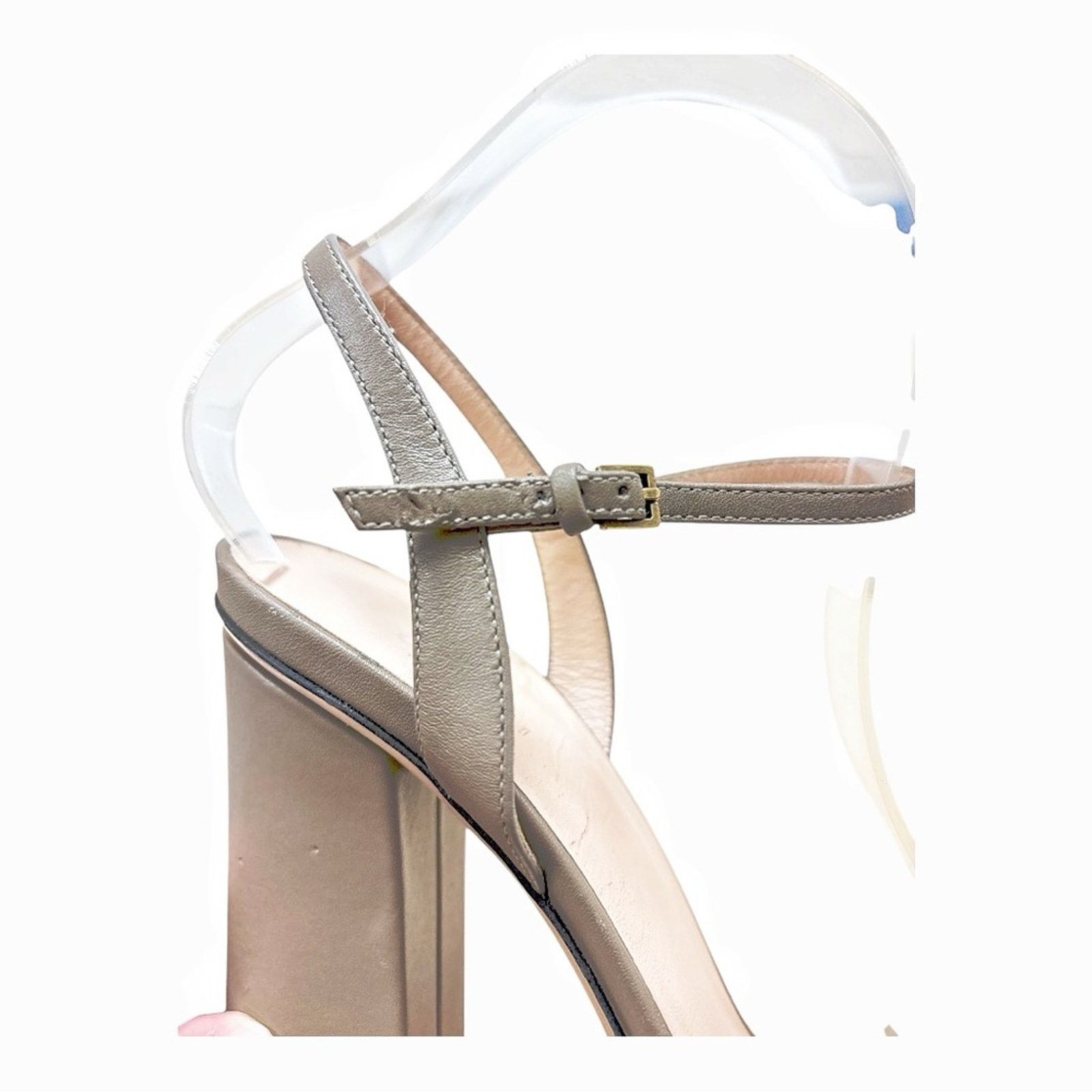 Gucci GUCCI GG Block Heel Sandal EU 39.5 US 9.5 Taupe Leather Size US 9.5 / IT 39.5 - 12 Thumbnail