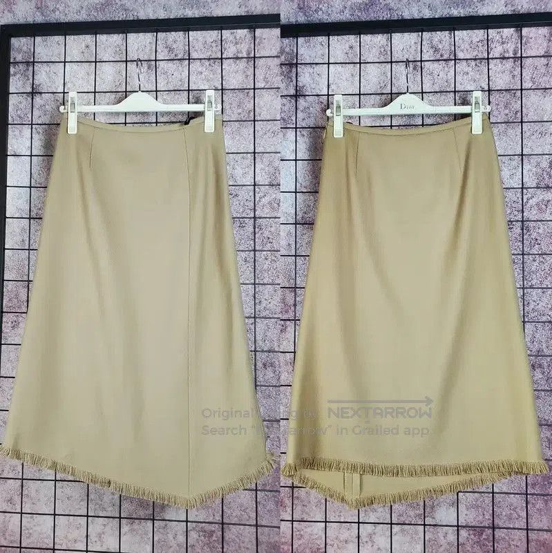 Burberry A-Line Skirt in Camel Wool.