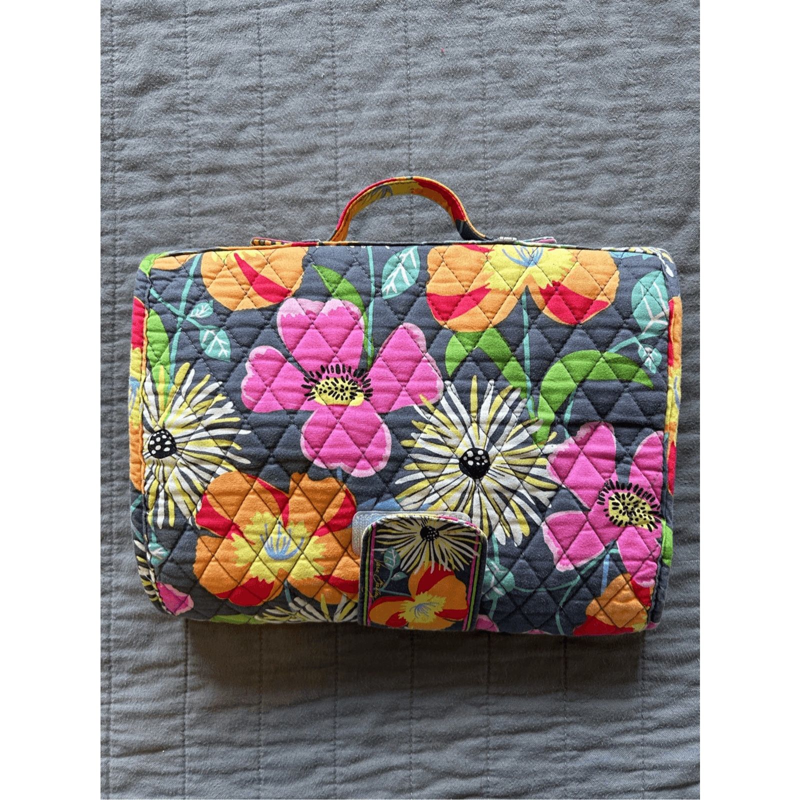 Vera Bradley Vera Bradley Jazzy Blooms Baby Changing Bag /Travel Bag Size ONE SIZE - 10 Thumbnail