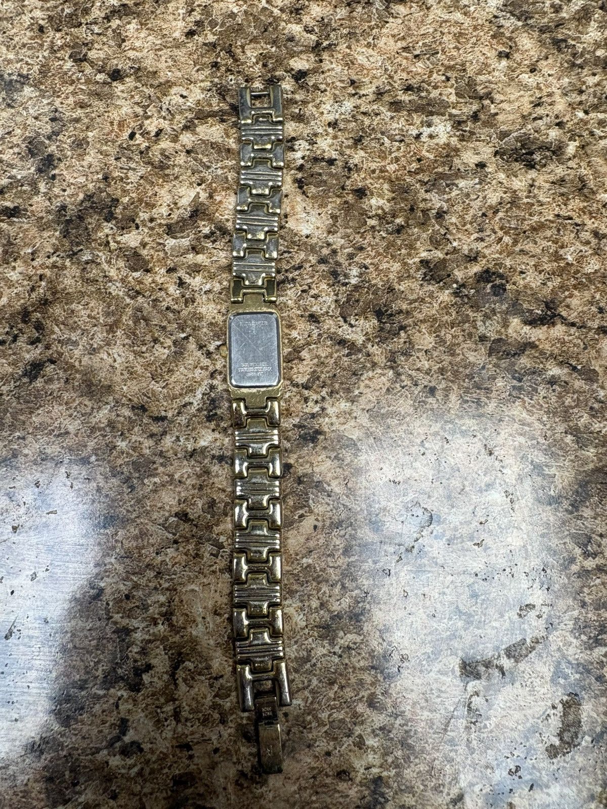 Bulova Vintage Bulova Quartz Watch Black Dial Gold Tone Rectangular Size ONE SIZE - 4 Thumbnail