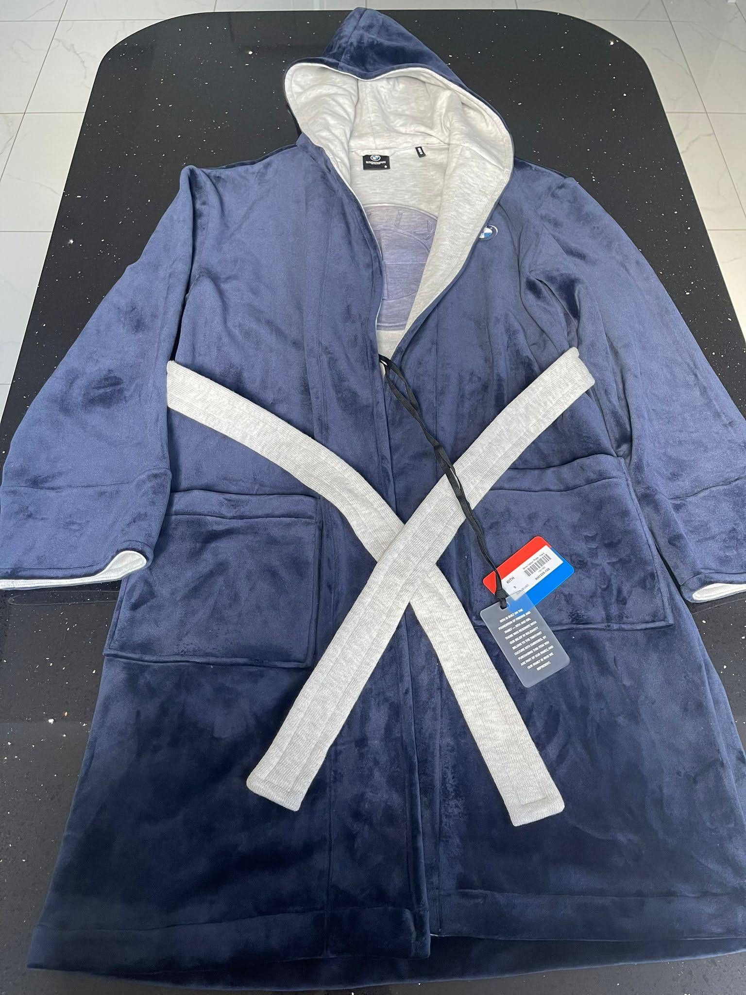 BMW × Kith Kith x BMW Velour Robe Size US S / EU 44-46 / 1 - 1 Thumbnail