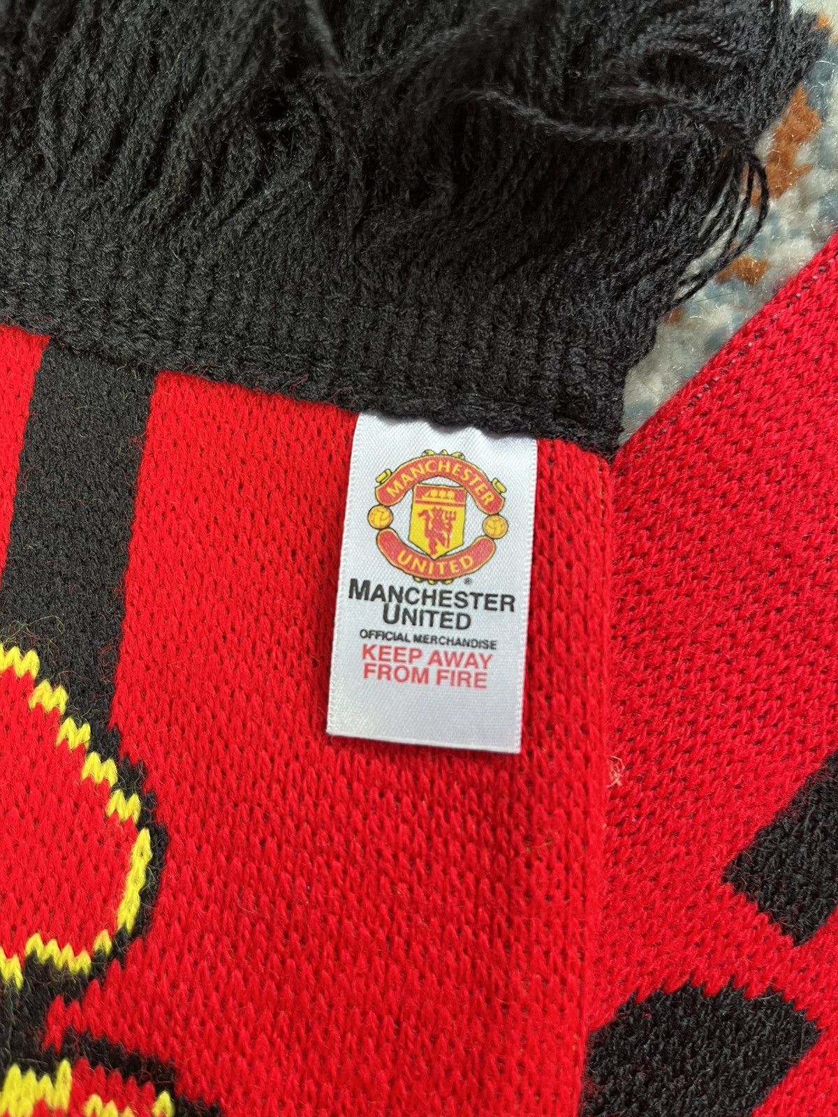 Vintage Vintage y2k Manchester United old trafford official scarf Size ONE SIZE - 8 Thumbnail