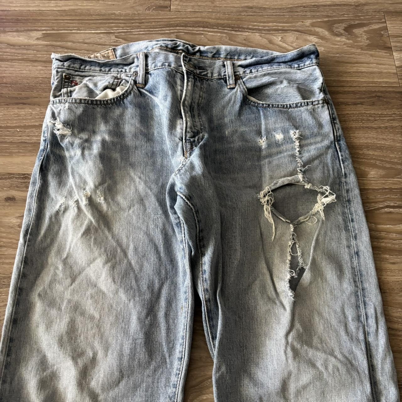 Vintage Crazy Vintage Y2K/2000s Grunge Light Wash Distressed Denim Jeans! 36x34 Size US 36 / EU 52 - 5 Thumbnail