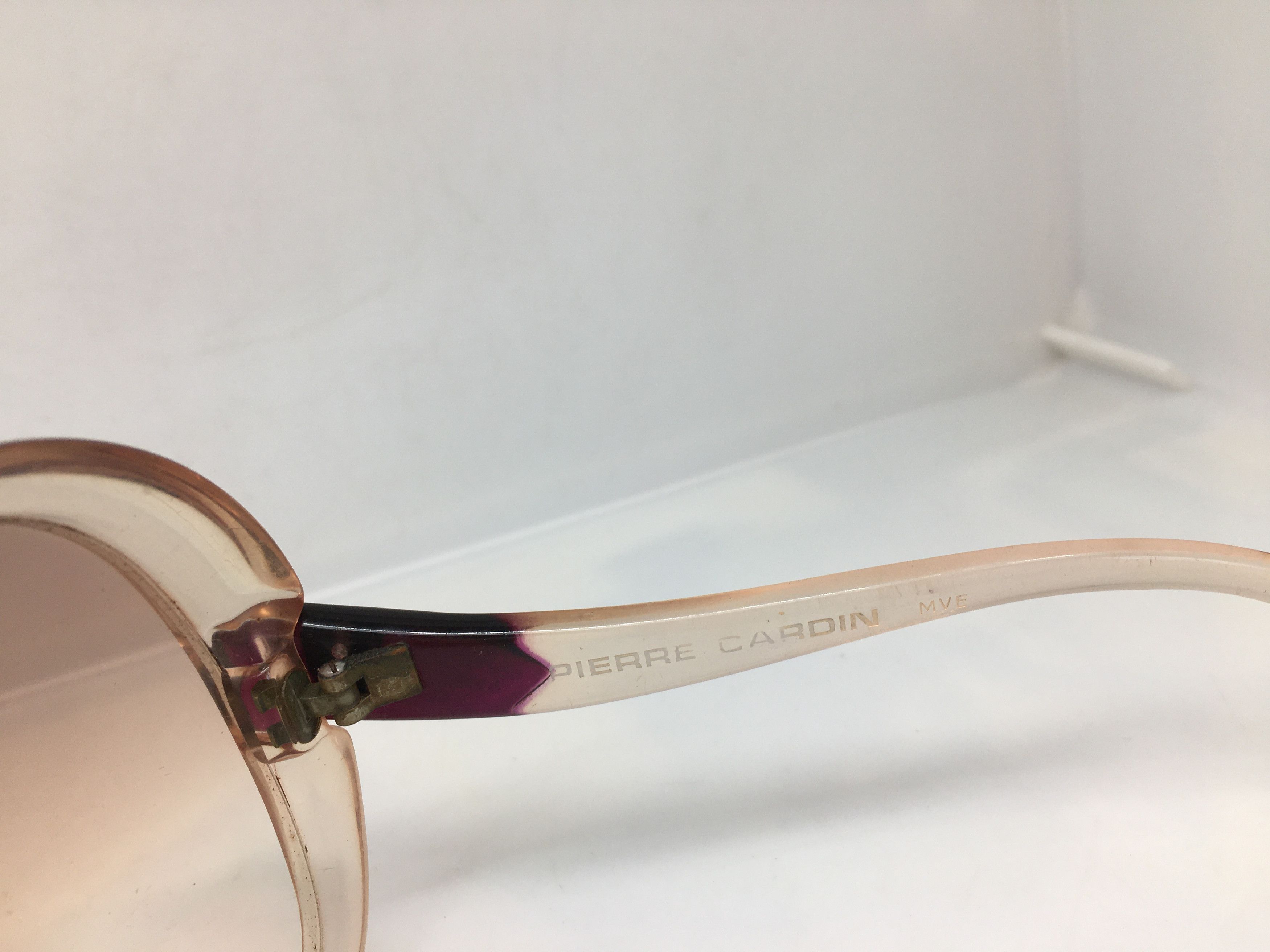 Pierre Cardin Vintage Pierre Cardin P1 70001 Oversize Cateye Sunglasses Size ONE SIZE - 4 Thumbnail