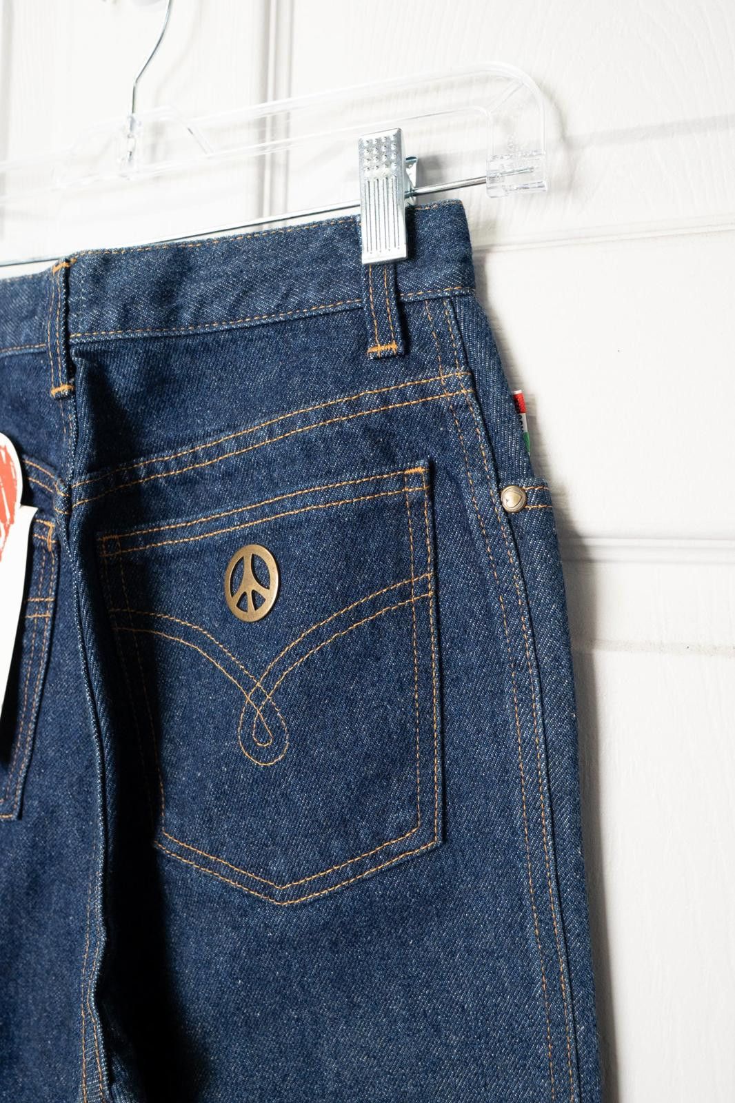 Moschino 00's Moschino Jean Dark Wash Peace Embellished Slim Fit Jean Size 32" / US 10 / IT 46 - 5 Thumbnail