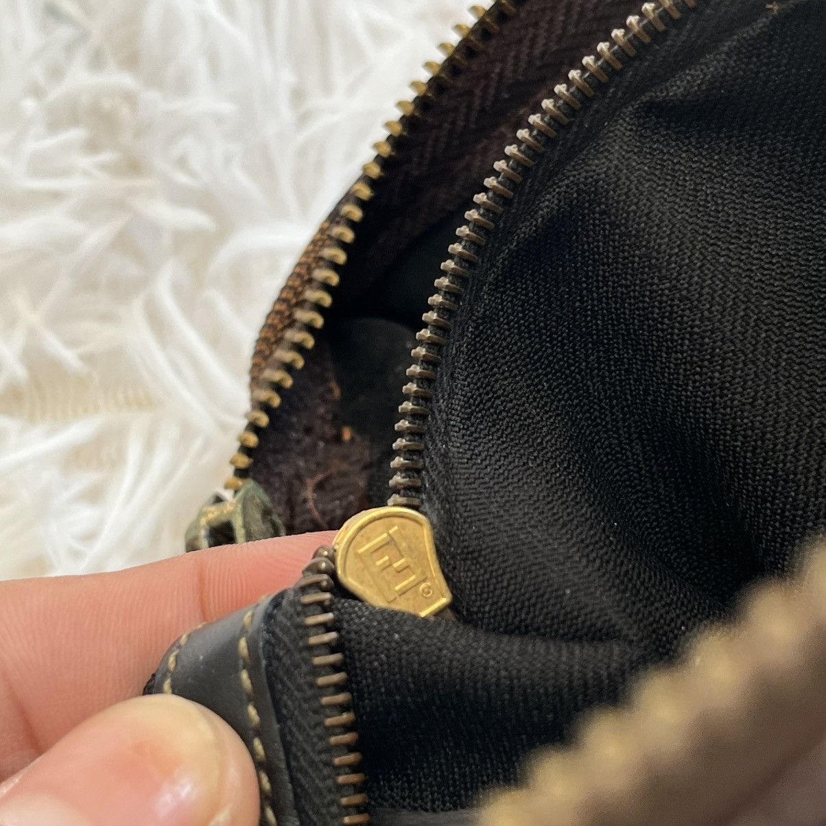 Fendi Fendi Zucca canvas clutch bag FF monogram Size ONE SIZE - 8 Thumbnail