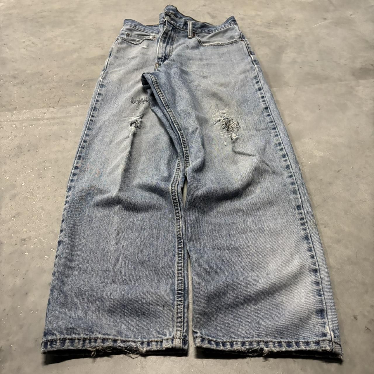 Levi's × Vintage Crazy Vintage Y2K/2000s Grunge Faded Light Wash Levi’s Denim Jeans! Size US 33 - 3 Thumbnail
