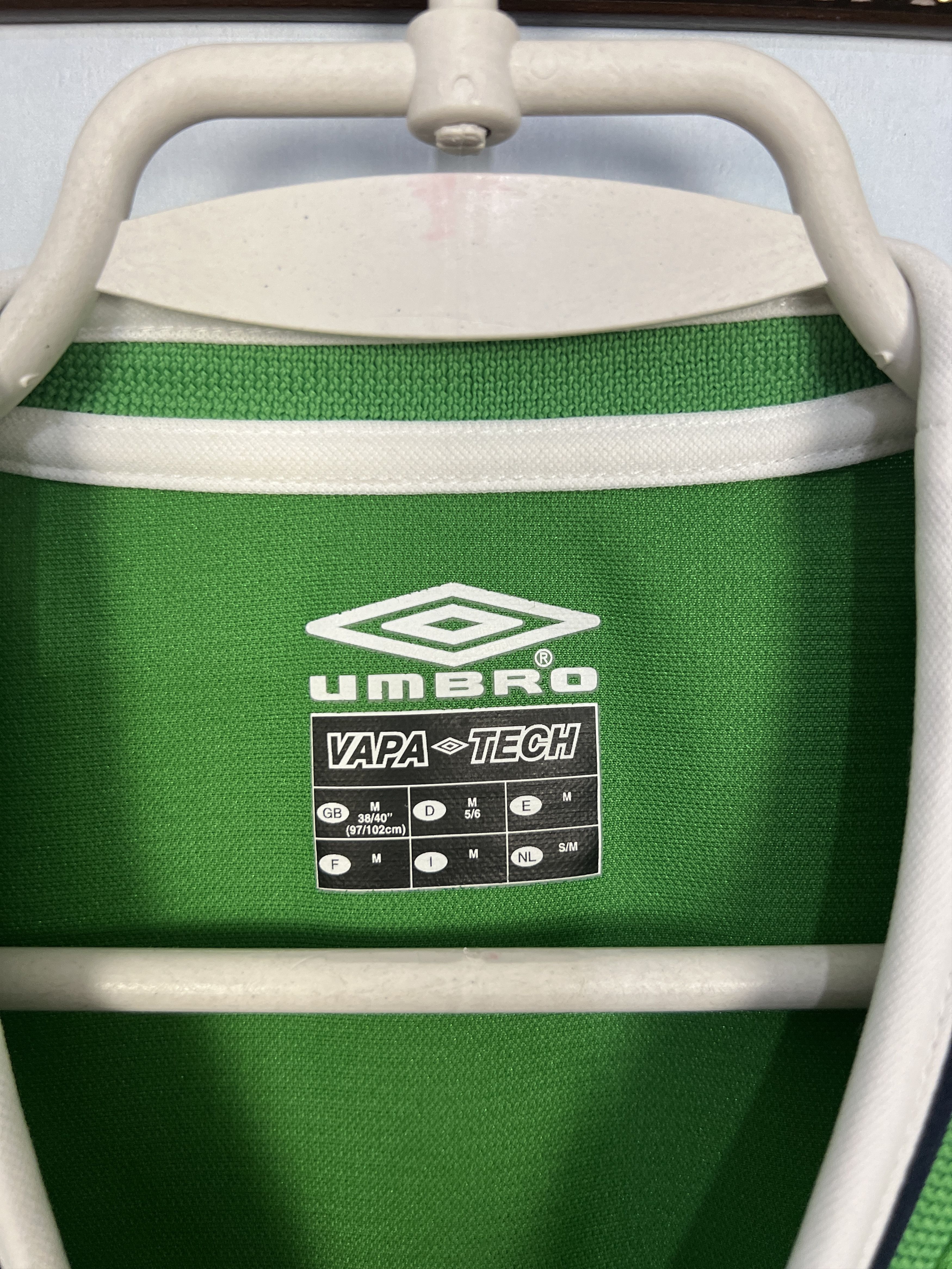 Reebok Republic of Ireland Home football shirt 2001 Soccer Umbro Size US M / EU 48-50 / 2 - 7 Thumbnail
