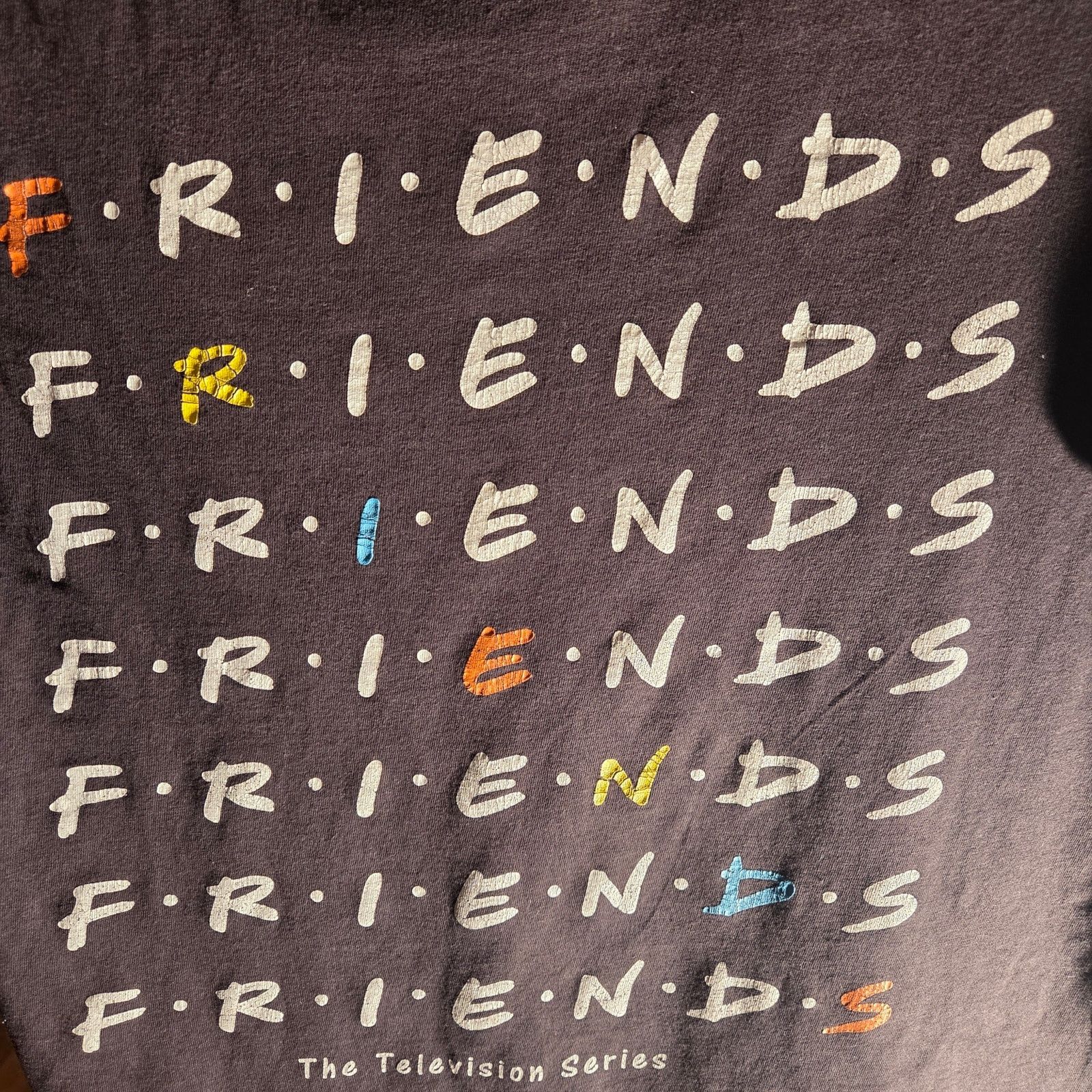 Amongst Friends Vintage Black F.R.I.E.N.D.S T-Shirt - Women's Small Size S / US 4 / IT 40 - 4 Thumbnail