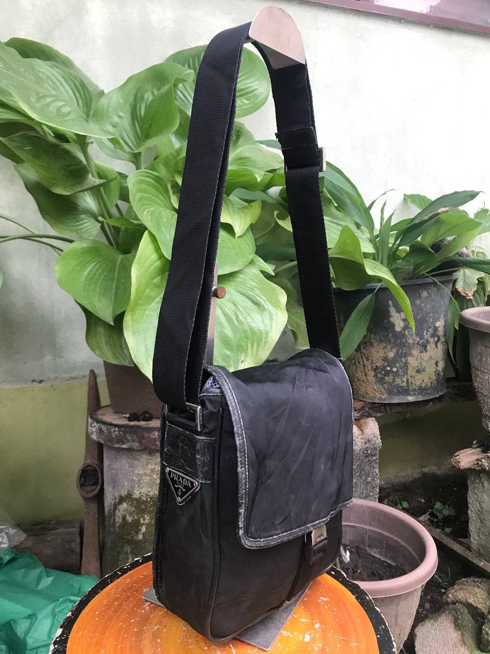Prada × Vintage Vintage Prada Shoulder Black Size ONE SIZE - 1 Thumbnail