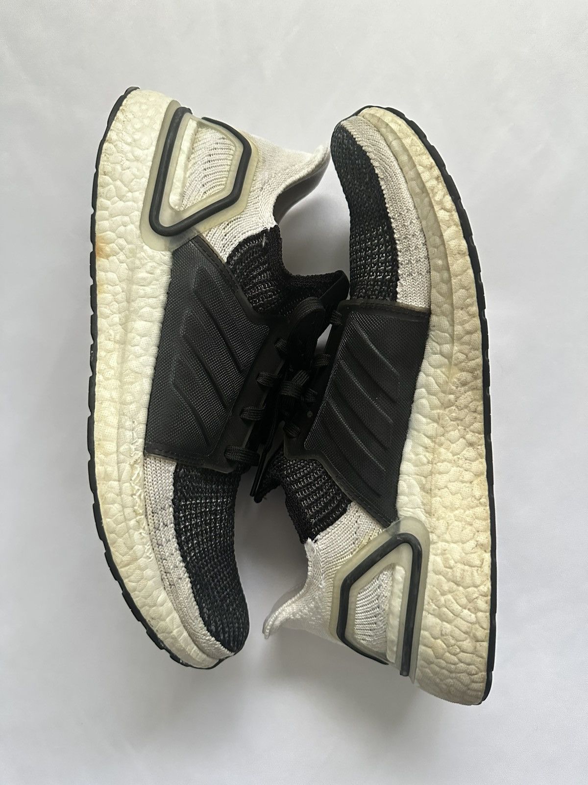 Adidas Adidas Ultraboost 4.0 Oreo Used Running Sneakers Size US 10 / EU 43 - 5 Thumbnail