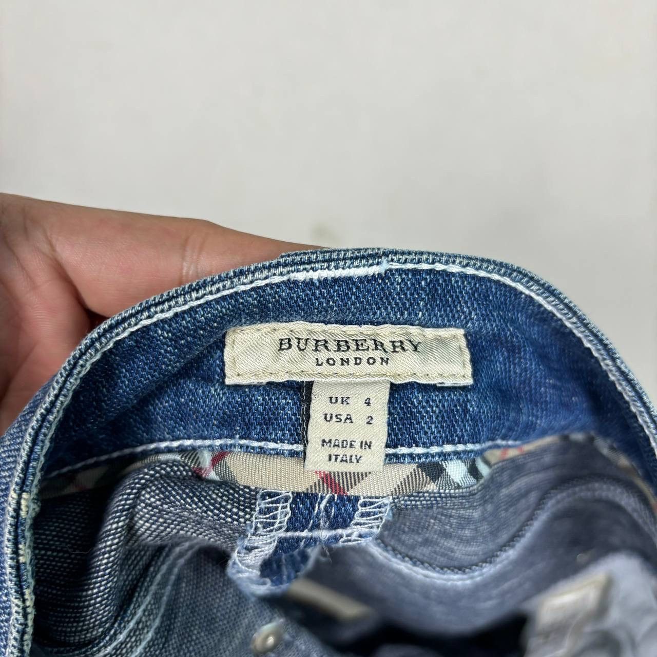 Burberry Burberry London Vintage Denim Skirt Italy Nova Check Size 26" / US 2 / IT 38 - 5 Thumbnail