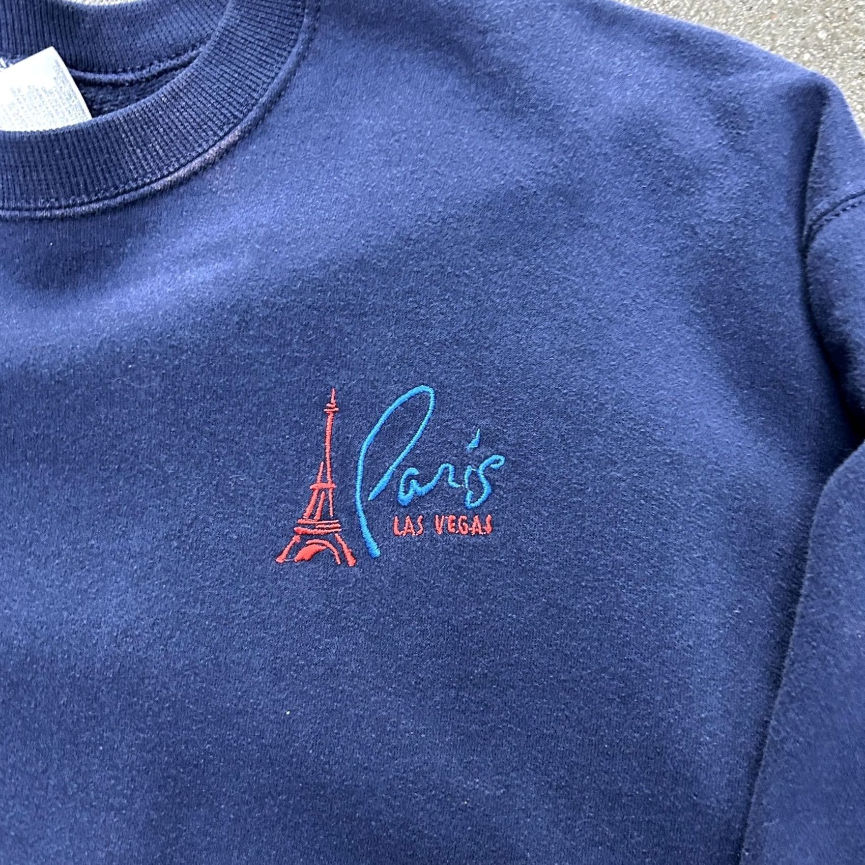 Jerzees VINTAGE Paris Las Vegas Embroidered Crewneck Sweatshirt L Blue Mens Pullover Size US L / EU 52-54 / 3 - 2 Thumbnail