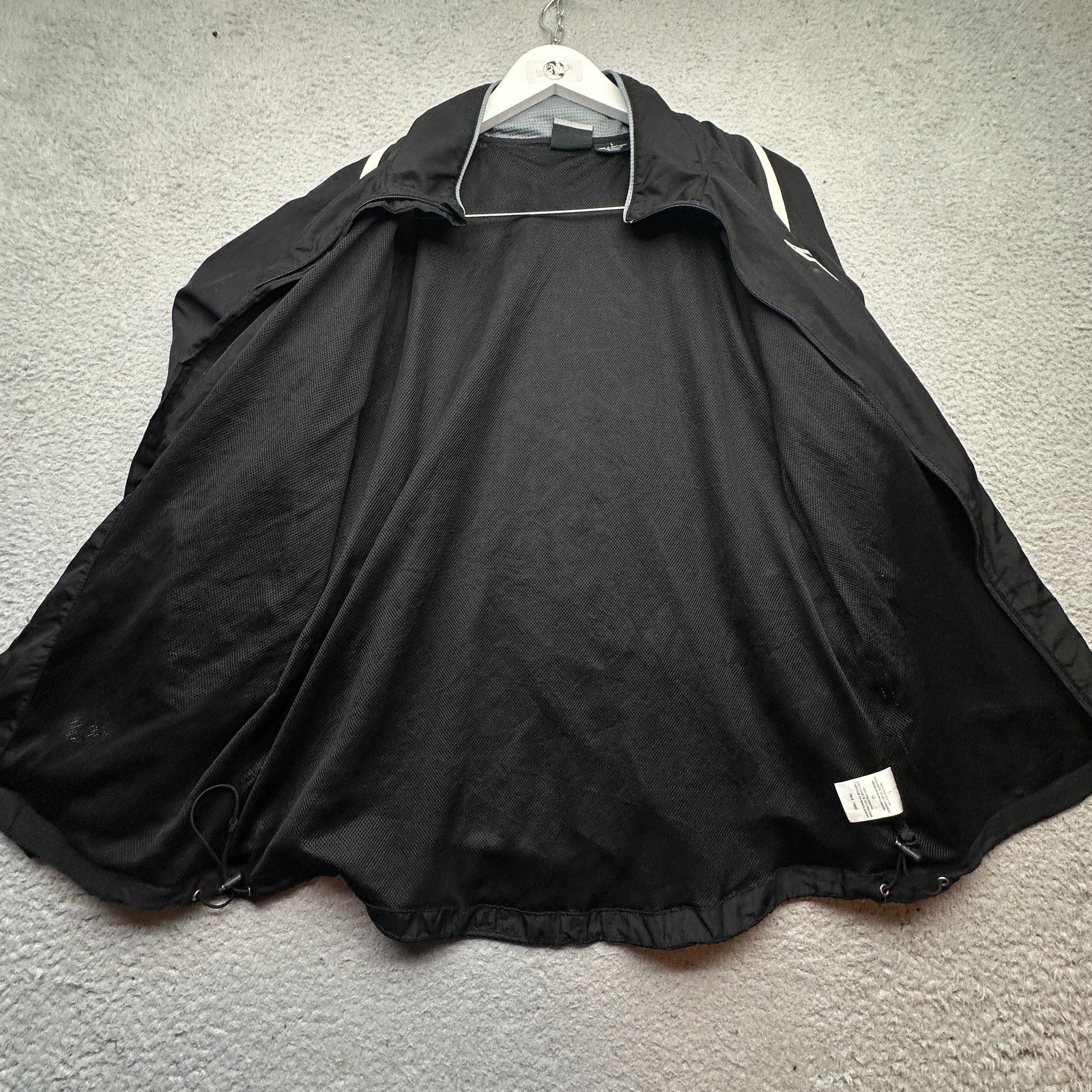 Tapout Tapout MMA Windbreaker Mesh Lined Jacket Mens Large Black Size US L / EU 52-54 / 3 - 10 Thumbnail