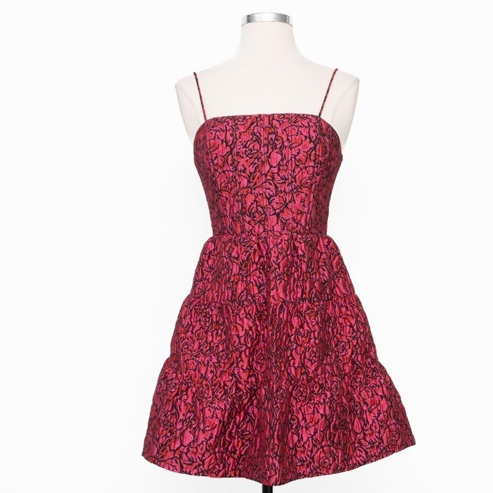 Alice + Olivia ALICE + OLIVIA. Jamila Fit-&-Flare Dress. Size XS / US 0-2 / IT 36-38 - 1 Thumbnail