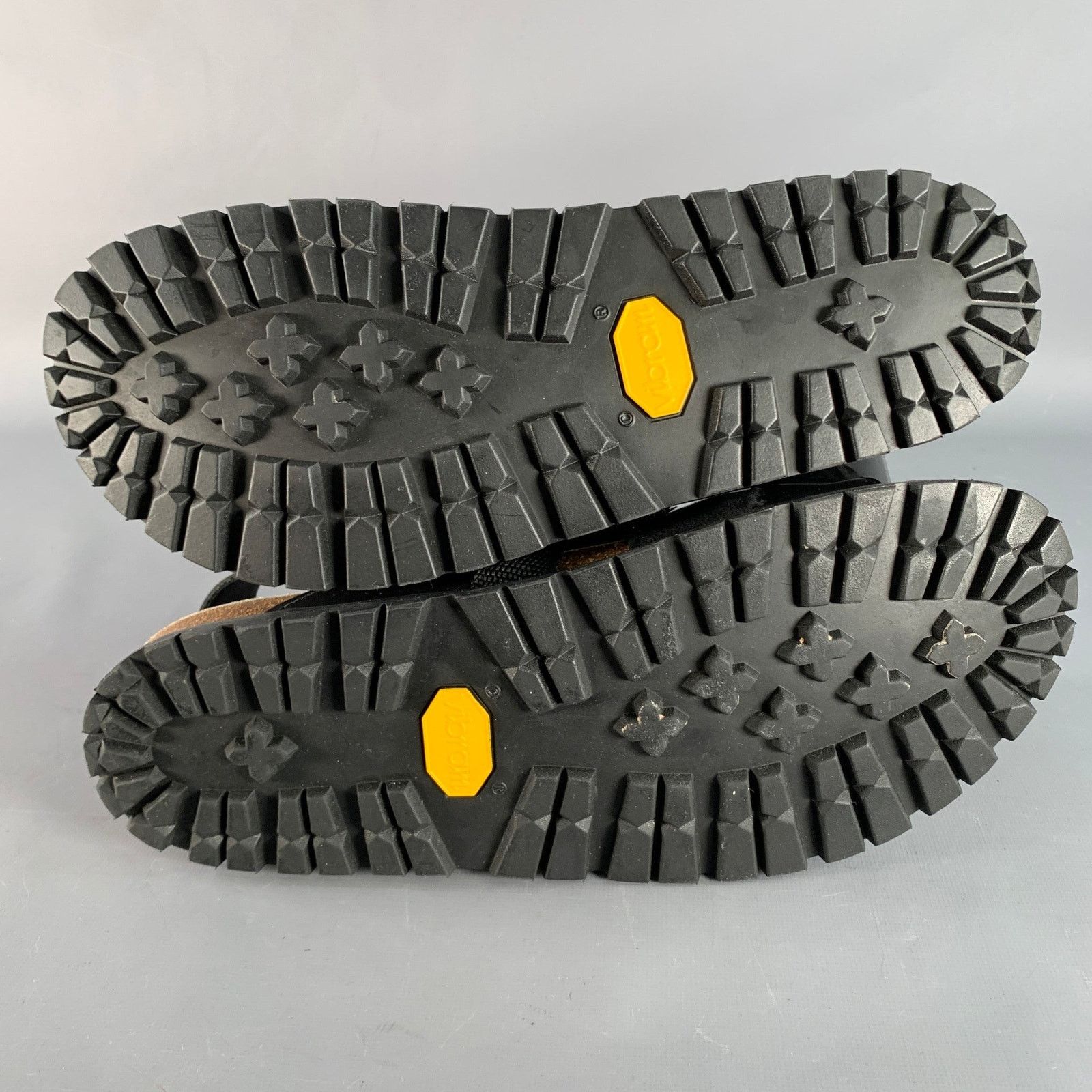 A.P.C. A.P.C. Jules Black Silver Leather Grommets Sandals Size US 11 / EU 44 - 7 Thumbnail