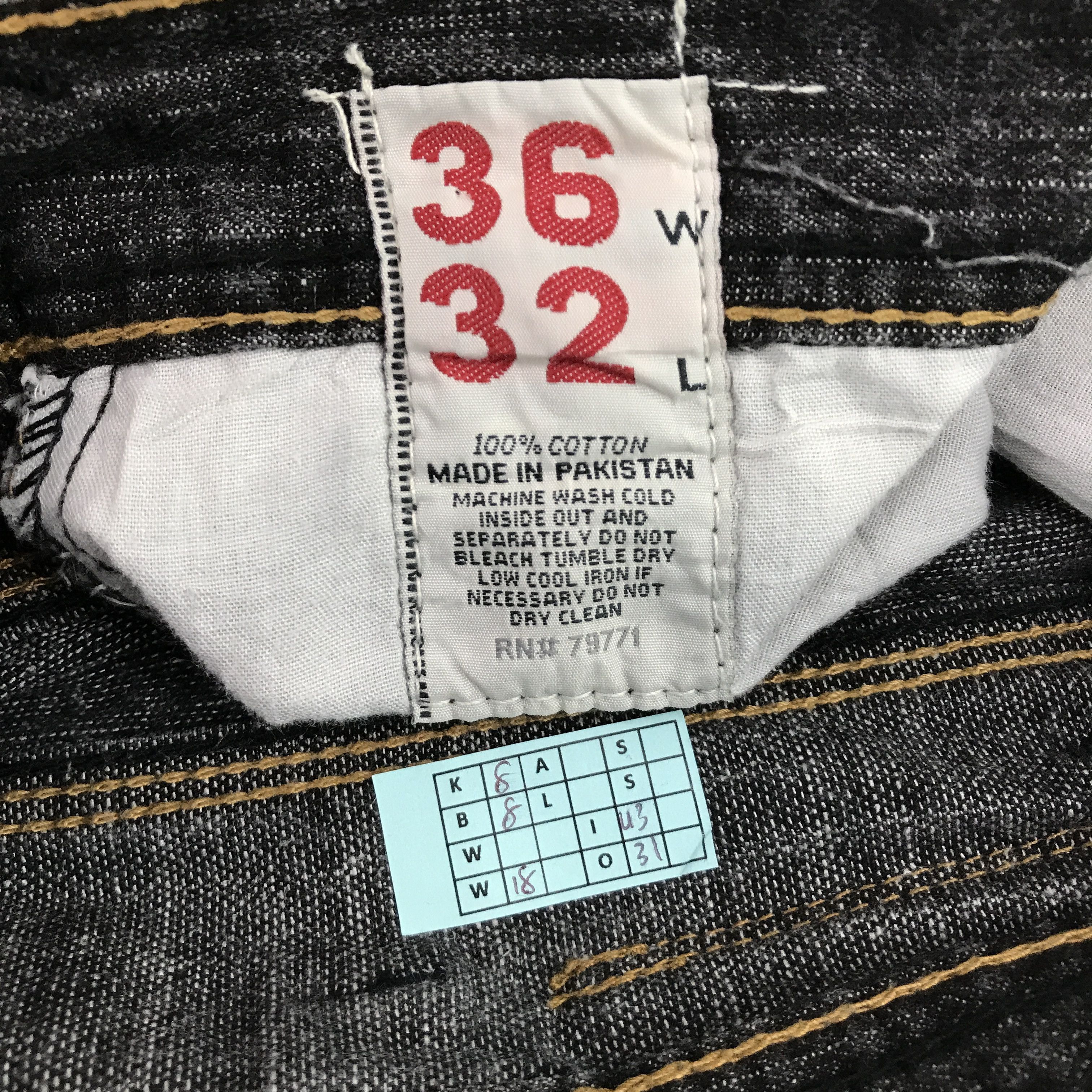 Japanese Brand BLACK DENIM JAPAN DISTRESEED JEANS PANTS Size US 36 / EU 52 - 14 Thumbnail