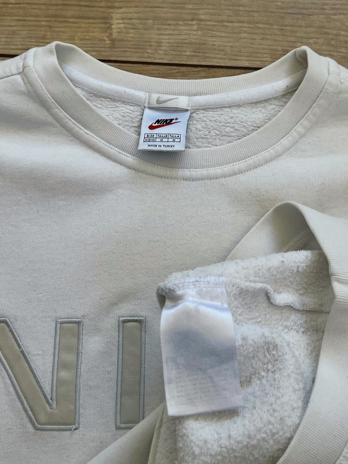 Nike Nike Sweatshirt Vintage Big Logo 90s Size M / US 6-8 / IT 42-44 - 3 Thumbnail
