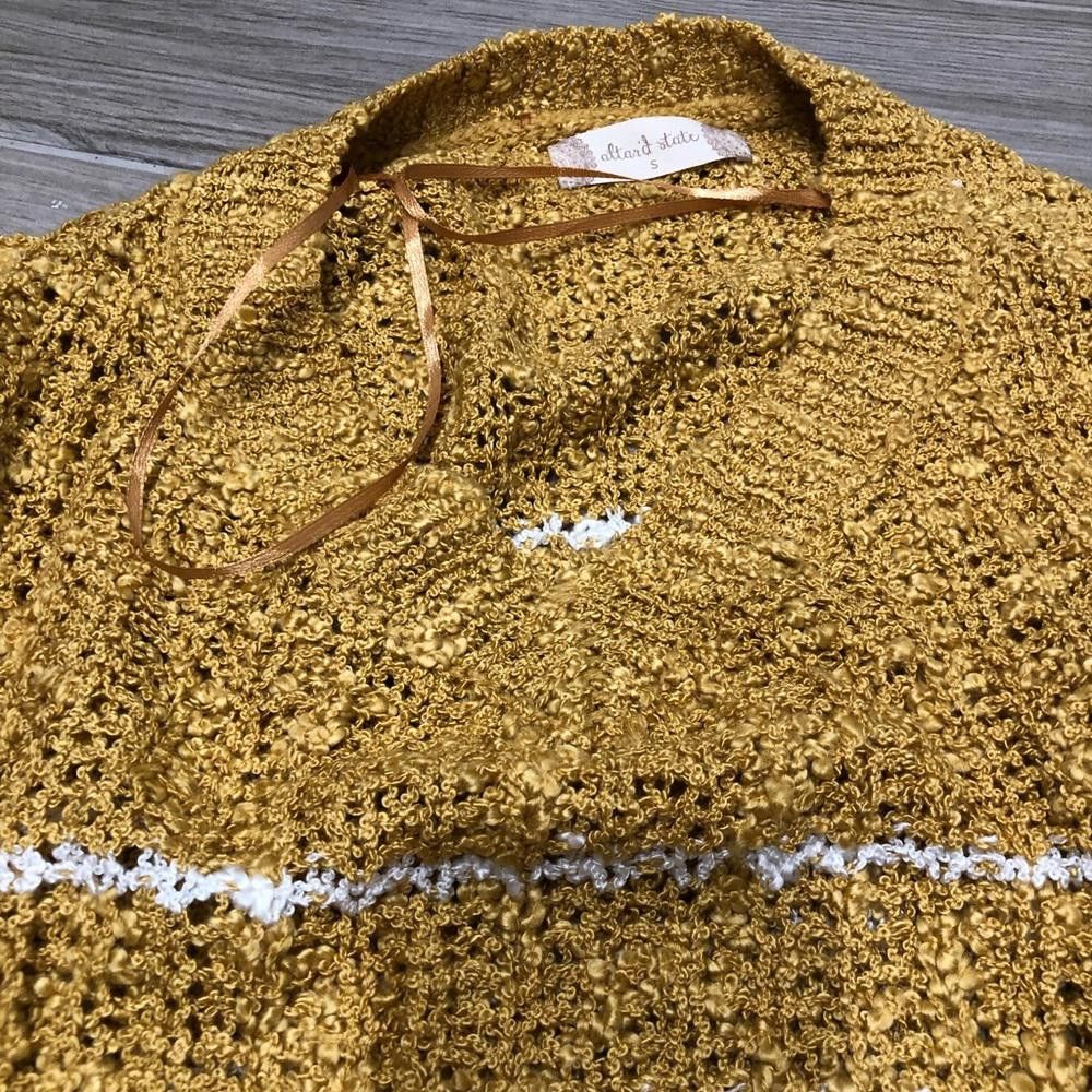 Designer Chic Yellow Striped Sweater - Cozy and Stylish Size S / US 4 / IT 40 - 4 Thumbnail