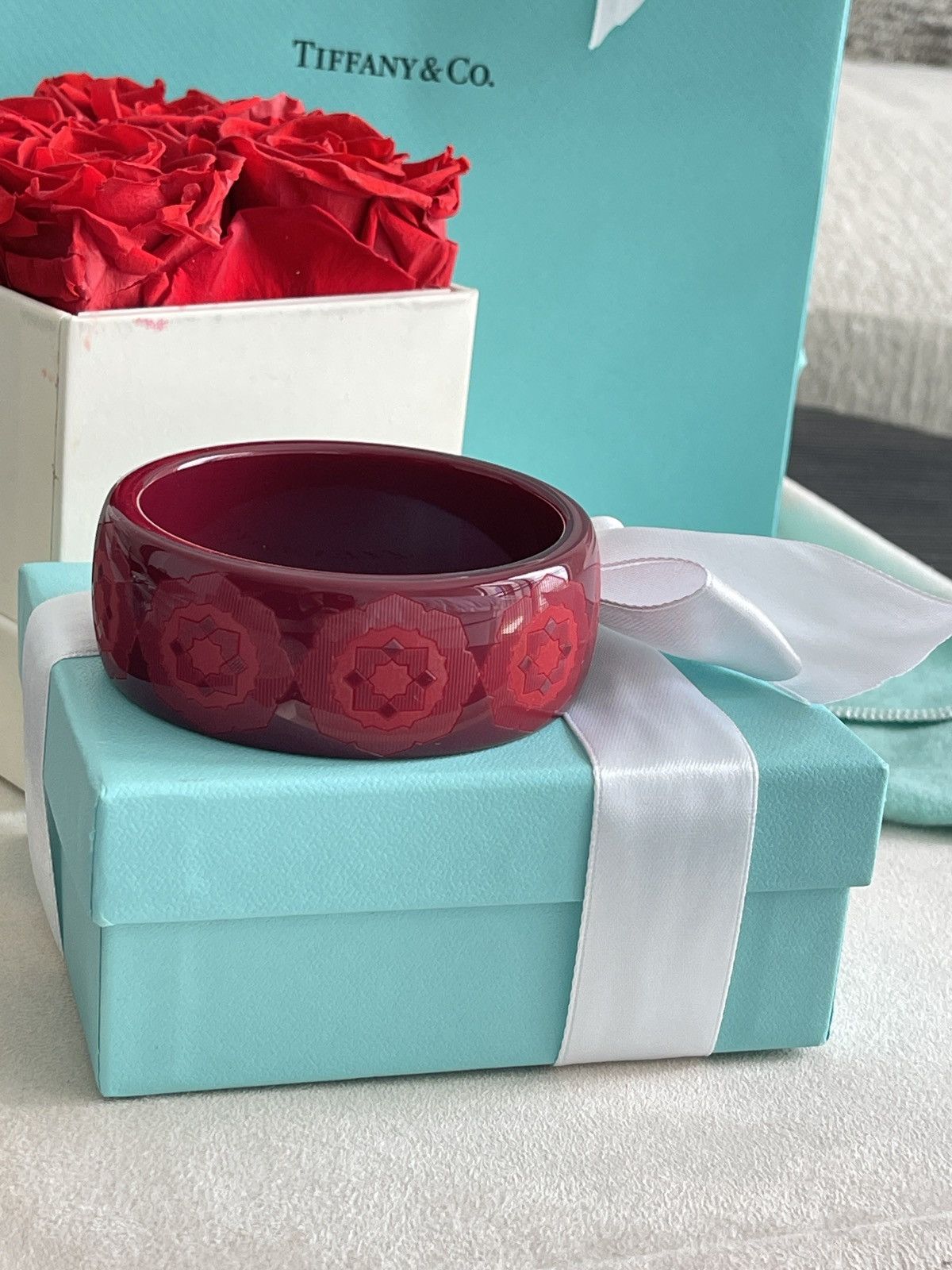 Tiffany & Co. TIFFANY & CO. RESIN PALOMA PICASSO RED ZELLIGE BANGLE $745 Size ONE SIZE - 17 Thumbnail