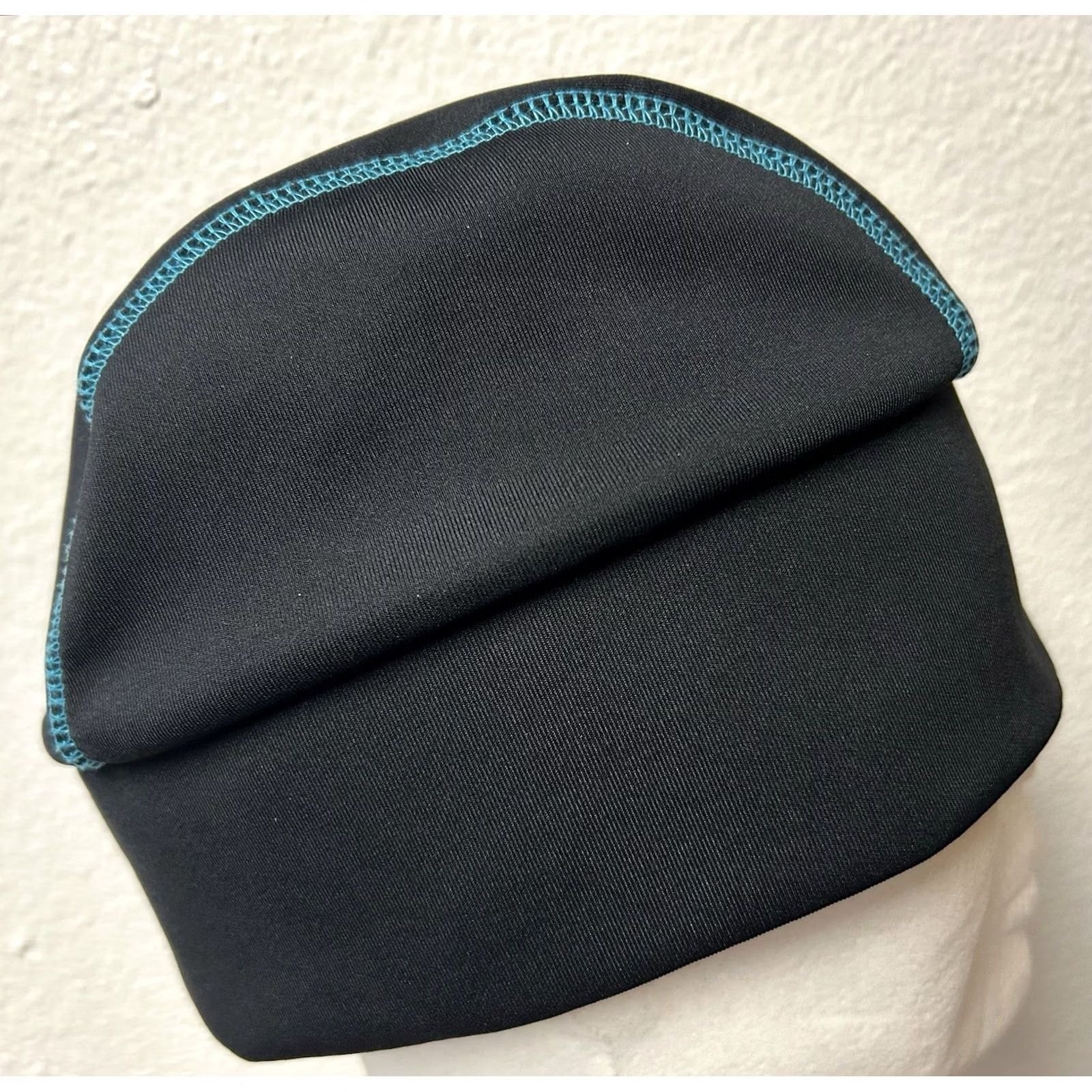 Vintage Coeur d’Alene Marathon Beanie Black Graphic Riverstone North Idaho 26.2 Adult OS Size ONE SIZE - 2 Thumbnail
