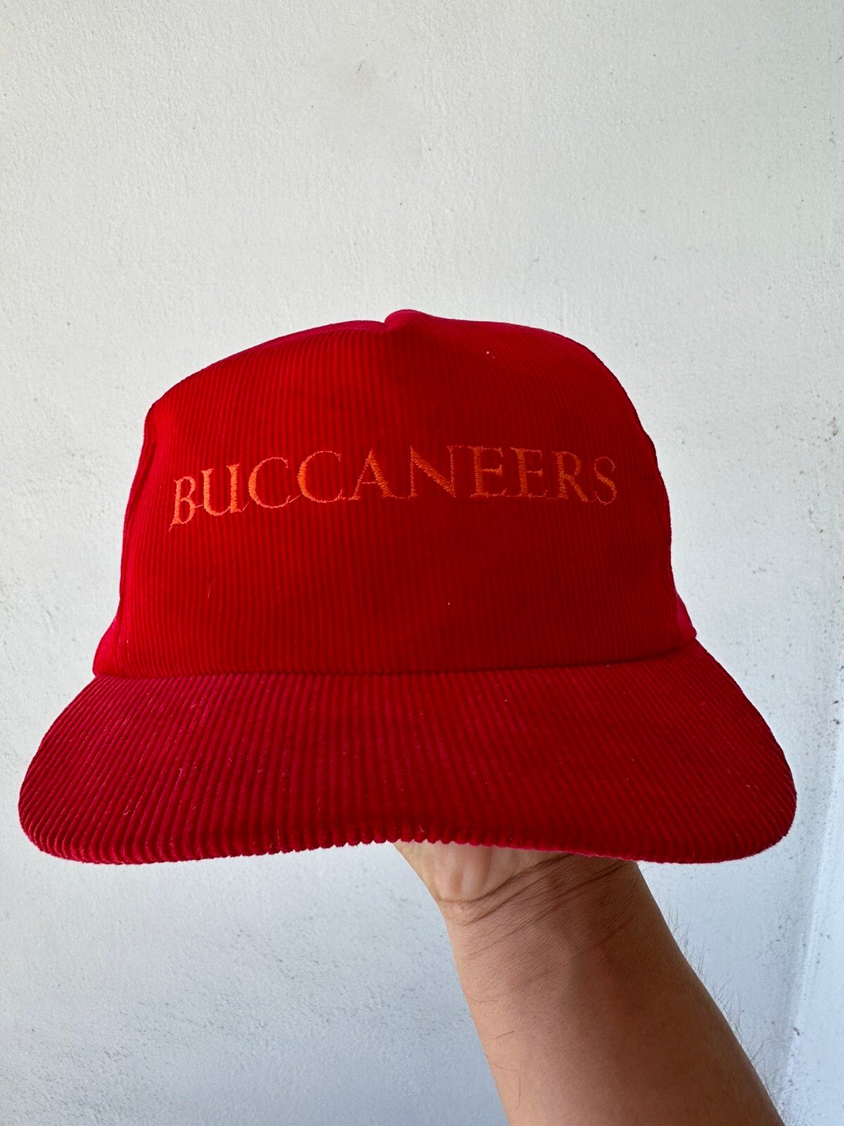 VTG NFL Tampa Bay Buccaneers Velcostrap Hat – Yesterday's Fits