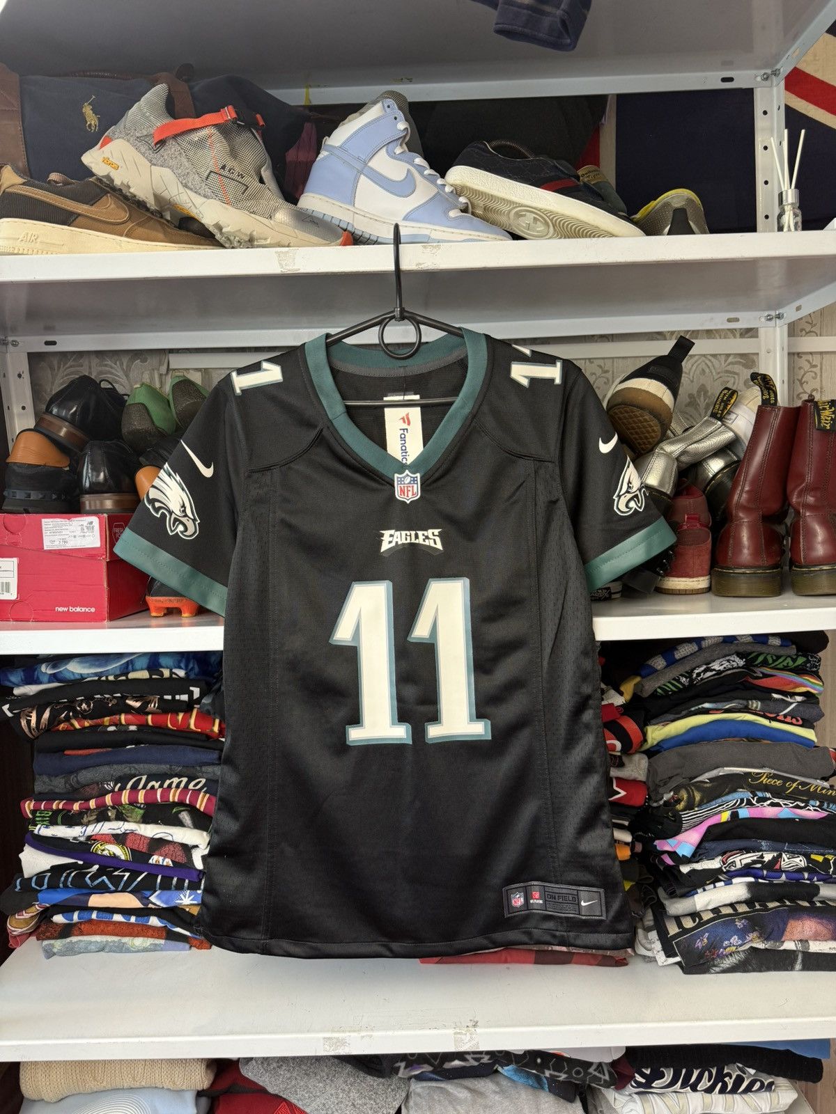 NFL Nike Eagles Carson Wentz #11 Football Jersey WOMEN MEDIUM Size M / US 6-8 / IT 42-44 - 18 Thumbnail
