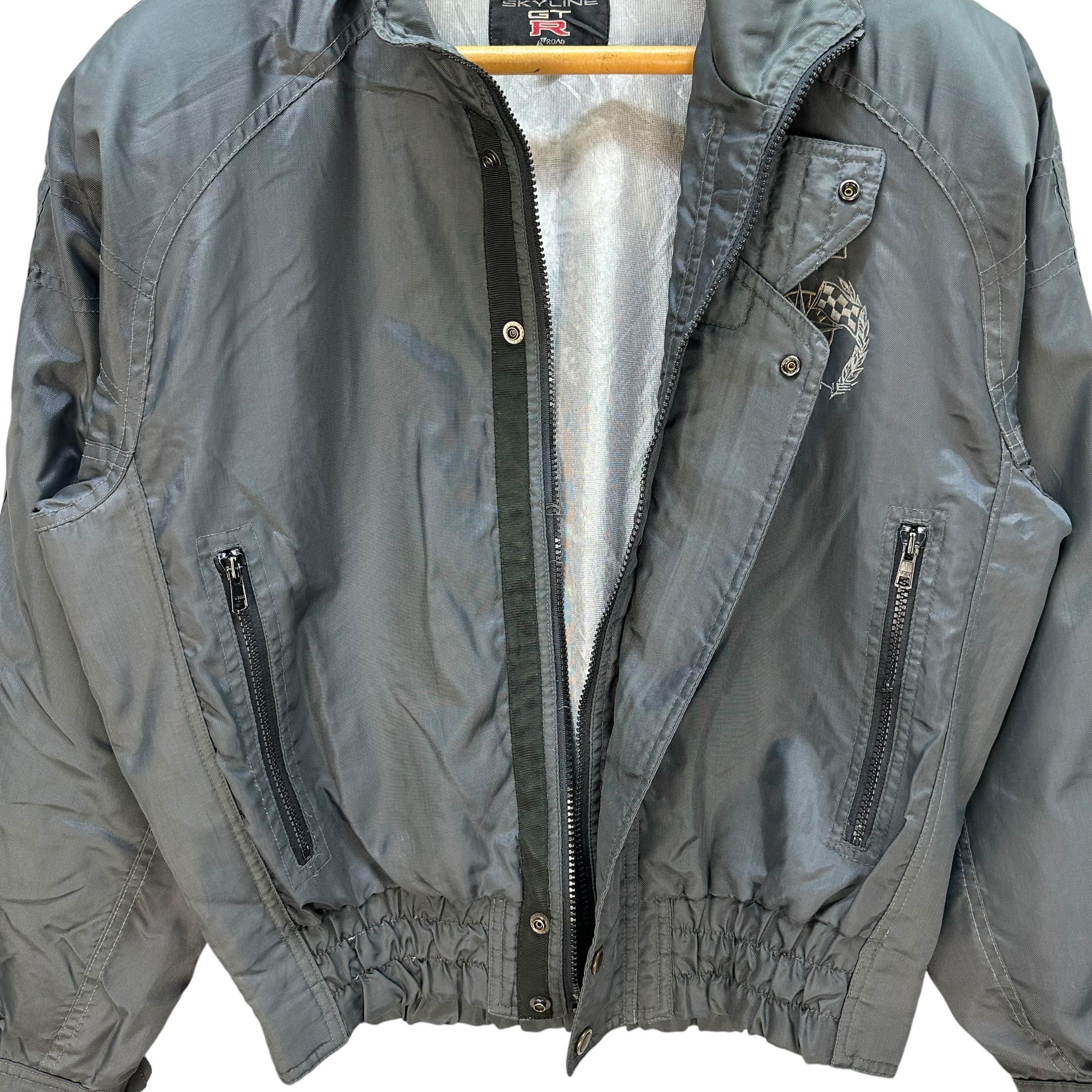 Vintage Vintage SKYLINE GTR Motorsports Nylon Light Jacket #A55-1258 Size US M / EU 48-50 / 2 - 7 Thumbnail