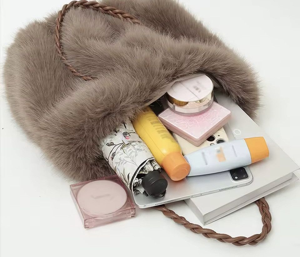 Other Faux Fur Large Plush Brown Shoulder Fluffy Designer Bag Size ONE SIZE - 3 Thumbnail