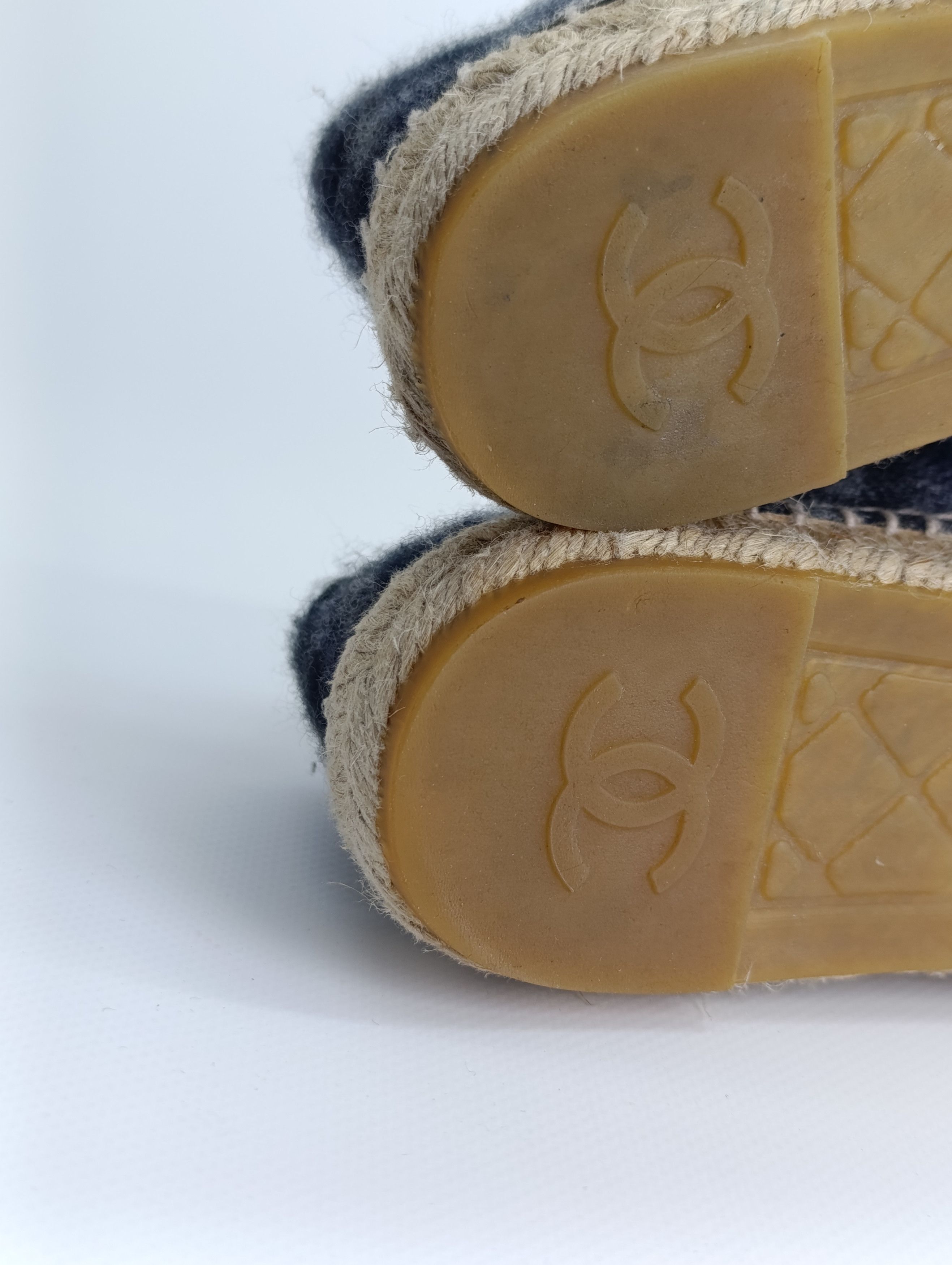 Chanel CHANEL ESPADRILLES FLANNEL CC LOGO GRAY WEDGE SHOES Size US 9 / IT 39 - 17 Thumbnail