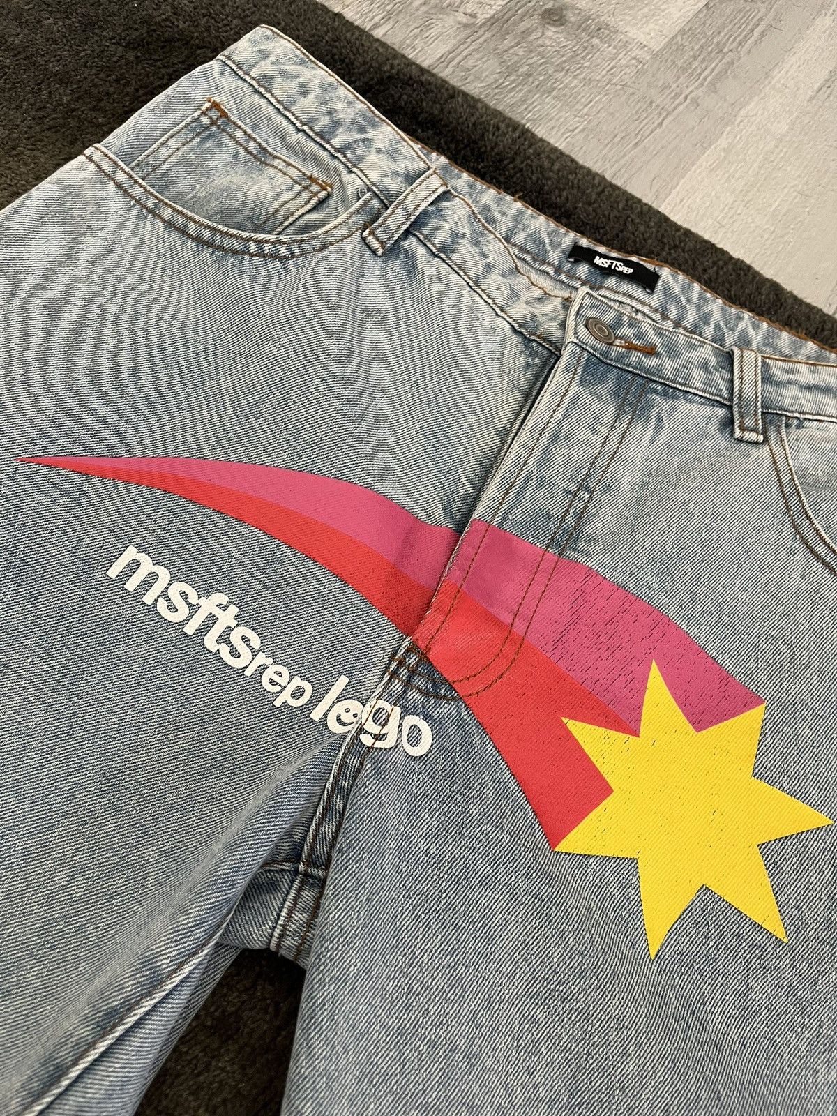 Msftsrep Msftsrep Trippy Summer Rainbow Logo Printed Denim Size US 34 / EU 50 - 1 Thumbnail