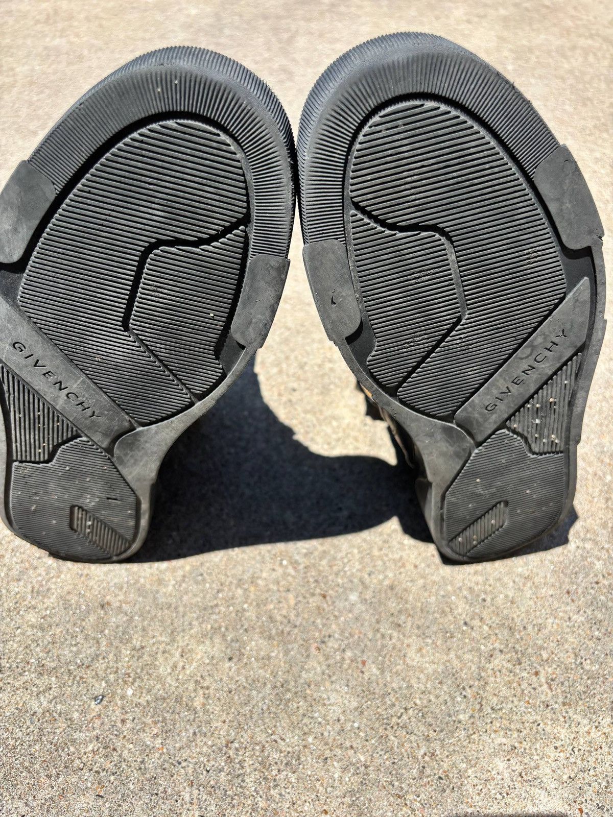 Givenchy Givenchy Tyson Total Black Size US 10 / EU 43 - 3 Thumbnail
