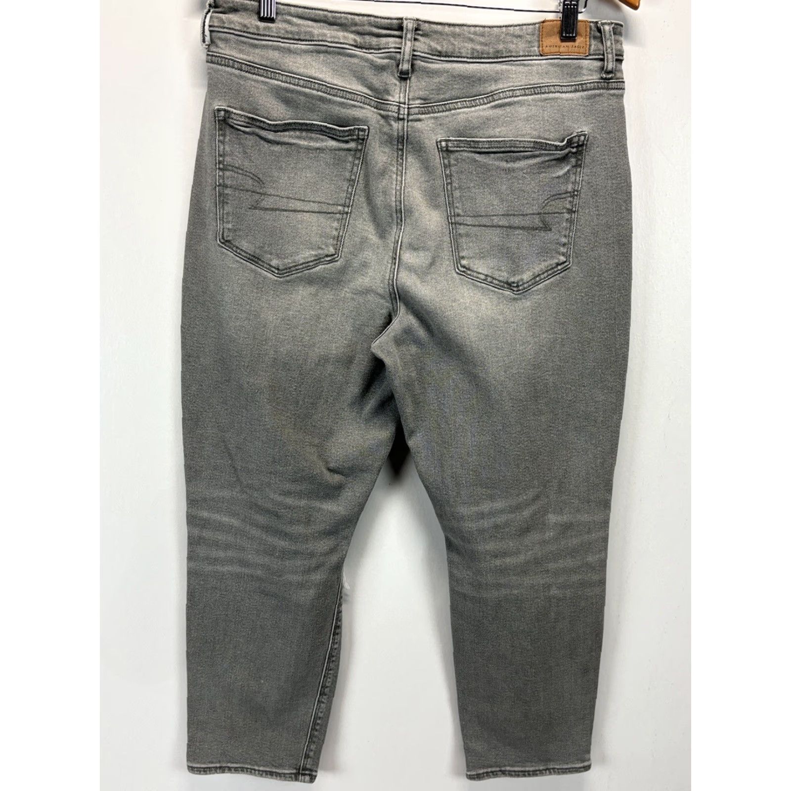 American Eagle Outfitters VINTAGE American Eagle Mom Jeans Short 14 Gray Green Distressed Women’s Jeans Size 36" / US 14 / IT 50 - 3 Thumbnail