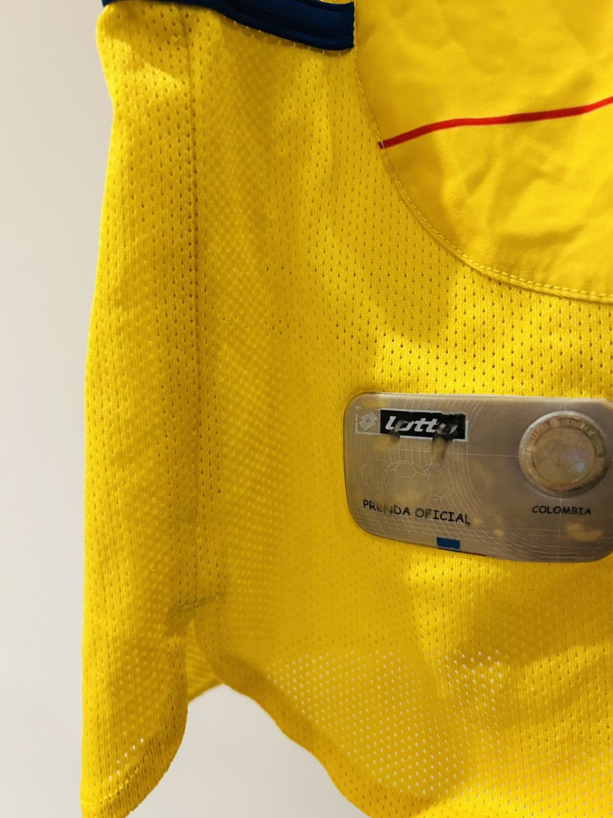 Lotto Sport Colombia 2004 home jersey Size US M / EU 48-50 / 2 - 4 Thumbnail