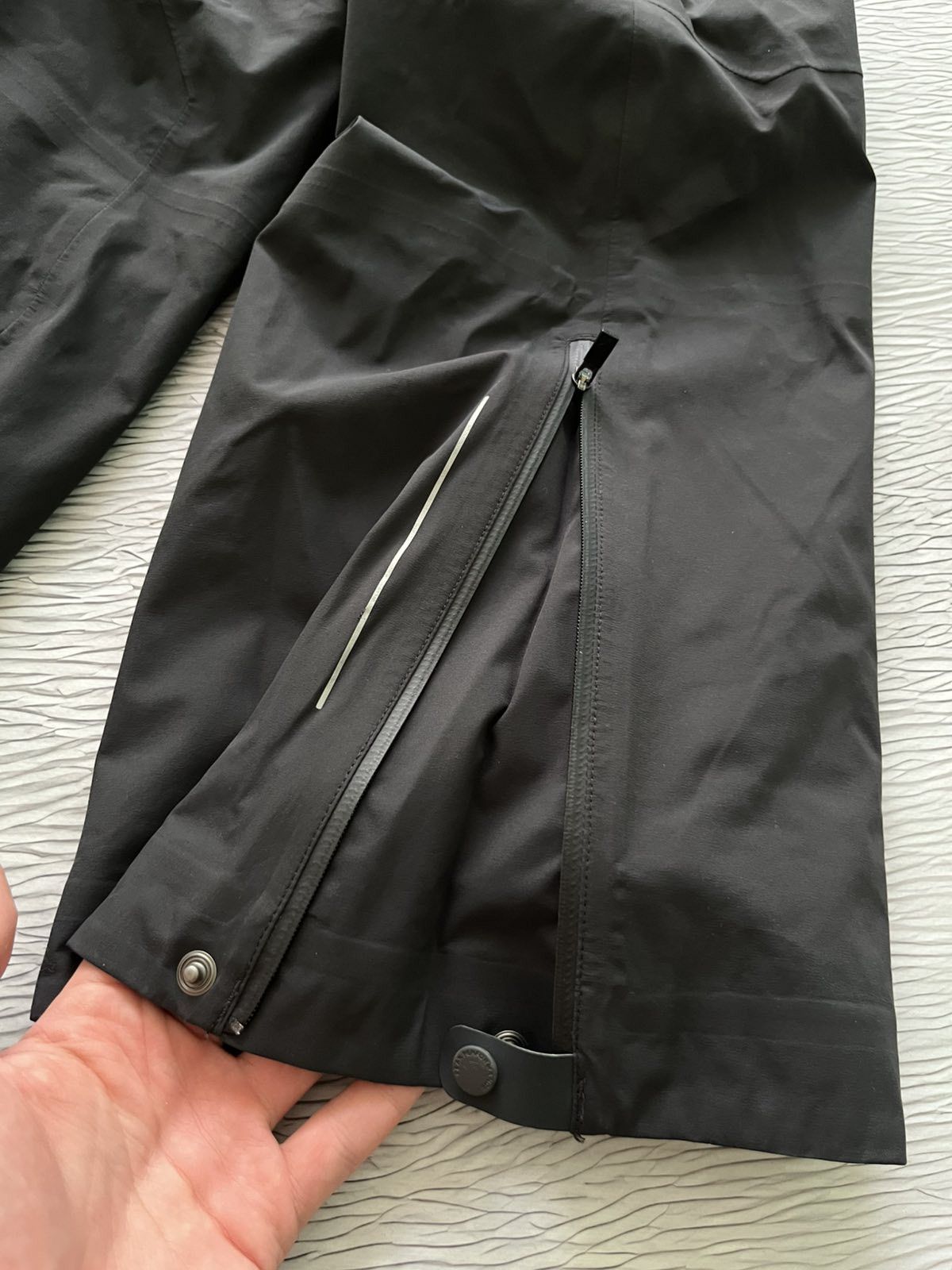Peak Performance Peak Performance Women's Gore-Tex Active Ski Snow Pants Size 28" / US 6 / IT 42 - 9 Thumbnail