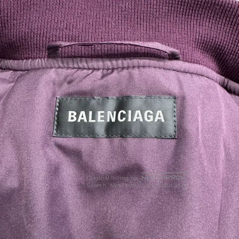 Balenciaga Balenciaga Embroidered Badge Padded Jacket Size XS / US 0-2 / IT 36-38 - 2 Thumbnail