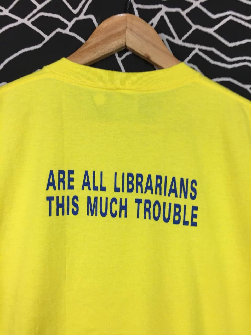 Fruit Of The Loom × Vintage Vtg 00s Are All Librarians This Much Trouble Wording Tee Size US L / EU 52-54 / 3 - 3 Thumbnail