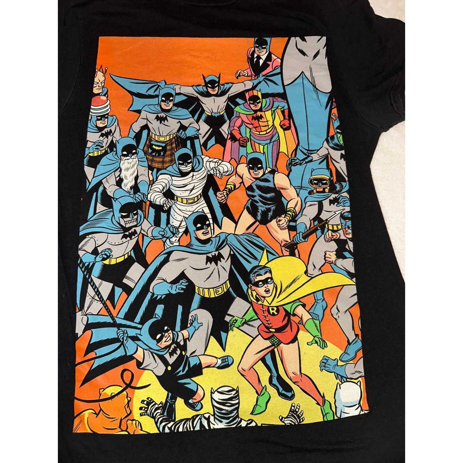 & Other Stories T-Shirt Batman DC Comics Graphic Tee Small Size US S / EU 44-46 / 1 - 2 Thumbnail