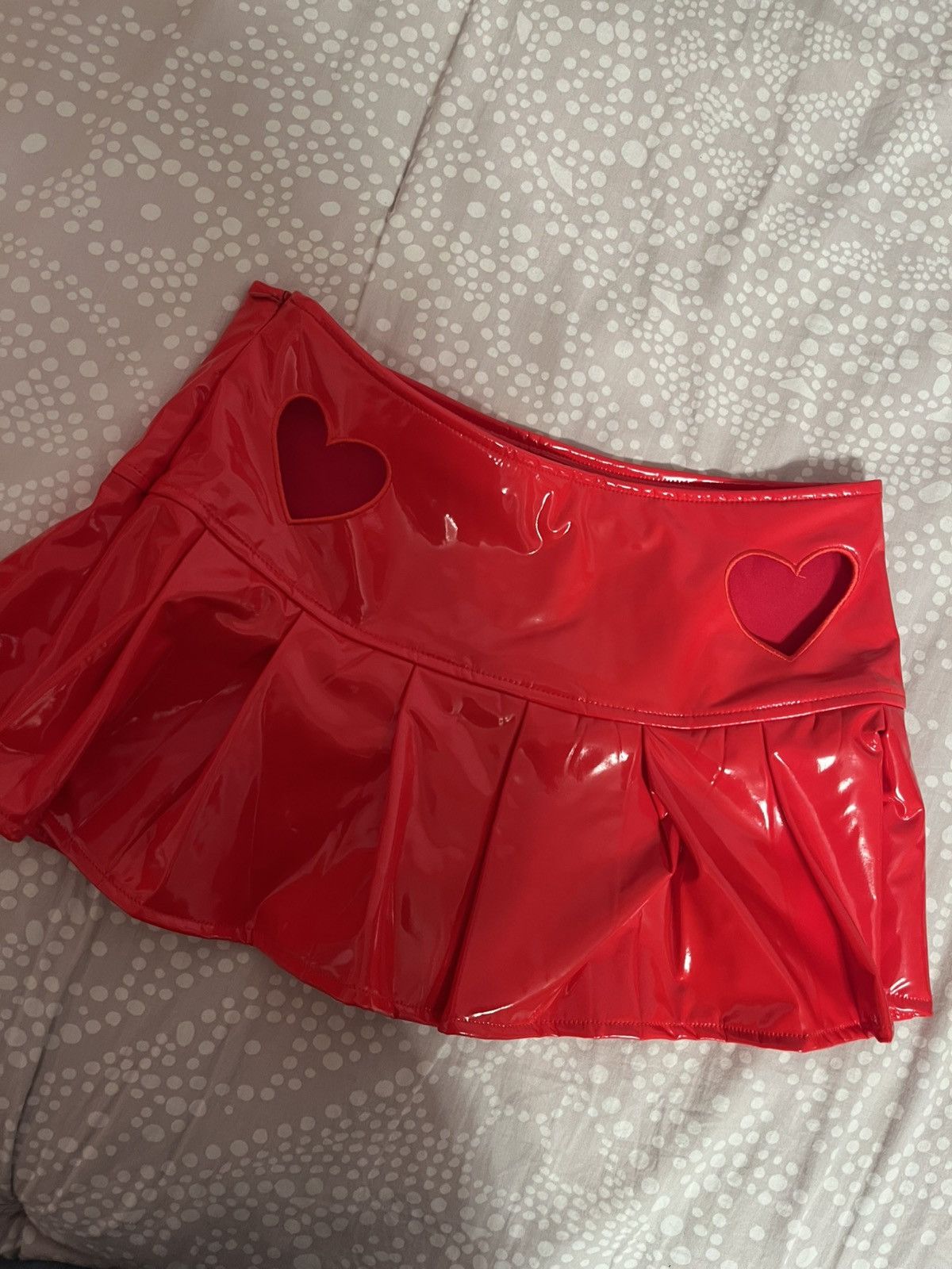 Shein Red Heart Mini Skort Size 27" / US 4 / IT 40 - 1 Thumbnail