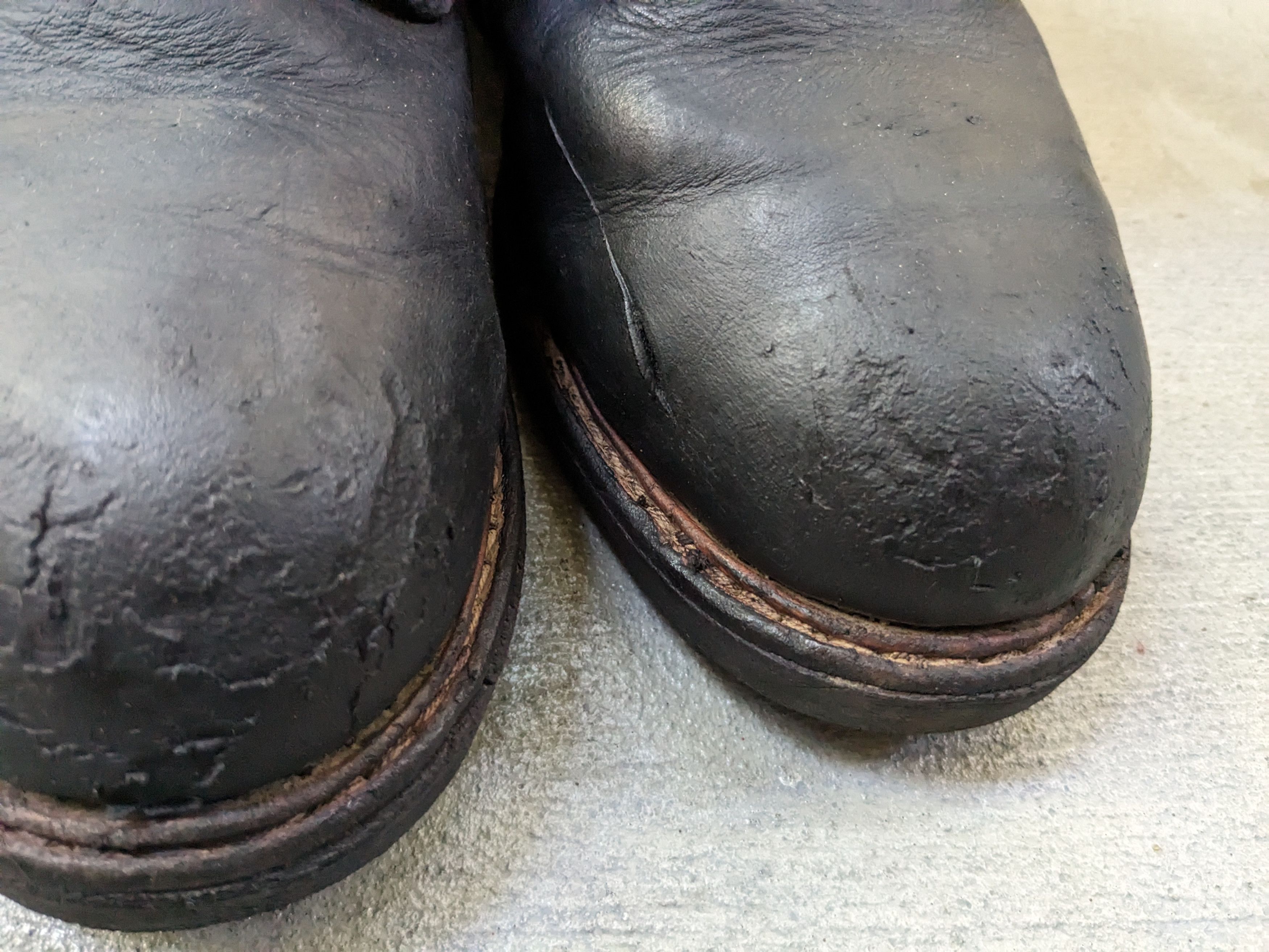 Red Wing Red Wing Boots Black 10 EE Wide Steel Toe Leather Logger Size US 10 / EU 43 - 4 Thumbnail