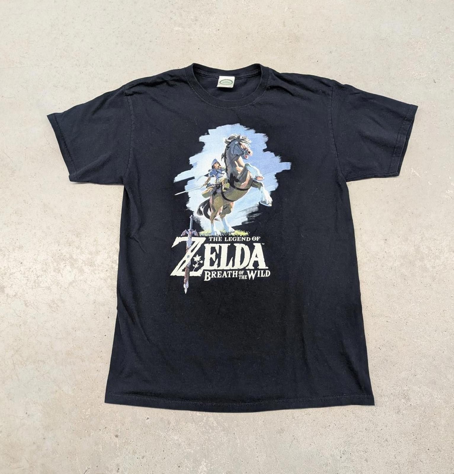 Nintendo The Legend of Zelda Breath of the Wild Nintendo T-shirt Size US M / EU 48-50 / 2 - 1 Thumbnail